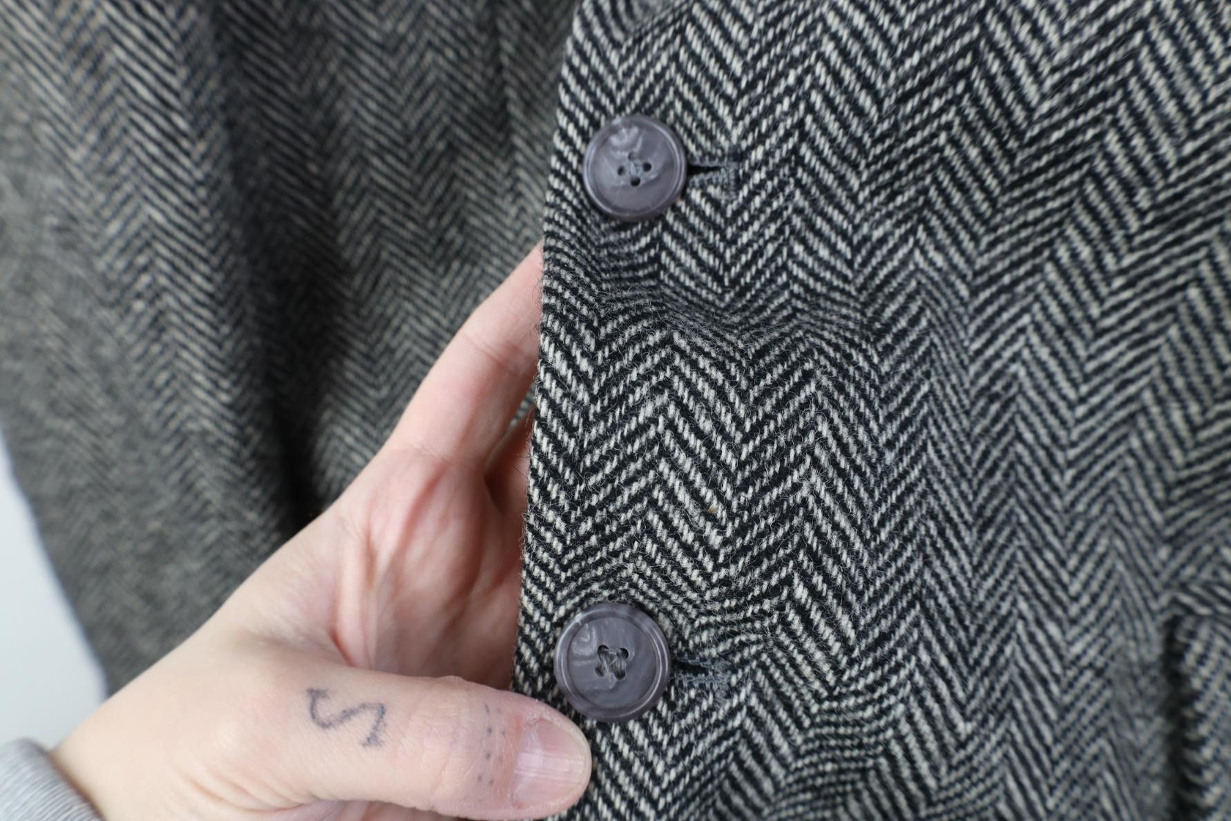 Vintage Vintage 90s Streetwear Herringbone Suit Coat Blazer Jacket Size US XL / EU 56 / 4 - 4 Thumbnail
