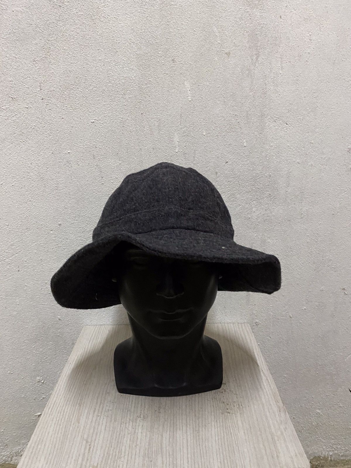 Japanese Brand Japanese Brand Plain Bucket Hat Size ONE SIZE - 2 Thumbnail