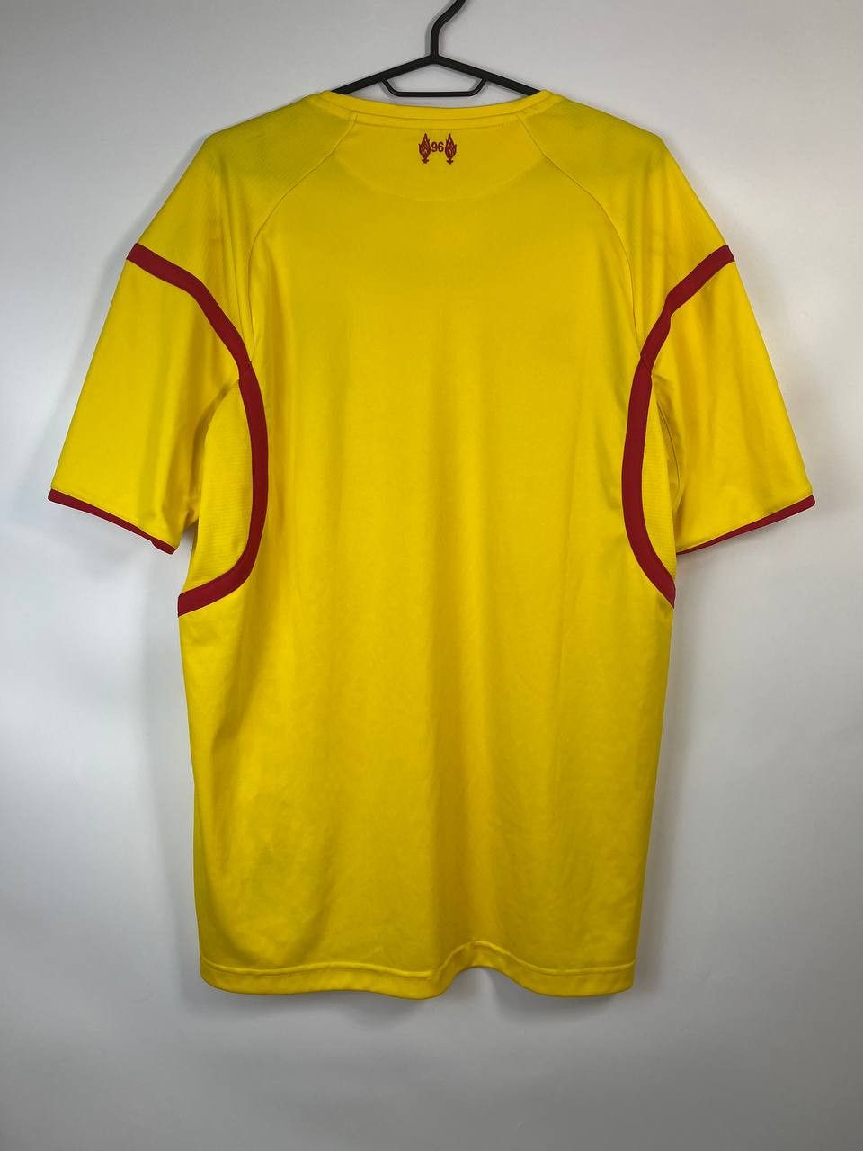 Warrior Liverpool Football 2014-2015 Yellow Warrior Mens Size L Size US L / EU 52-54 / 3 - 6 Thumbnail
