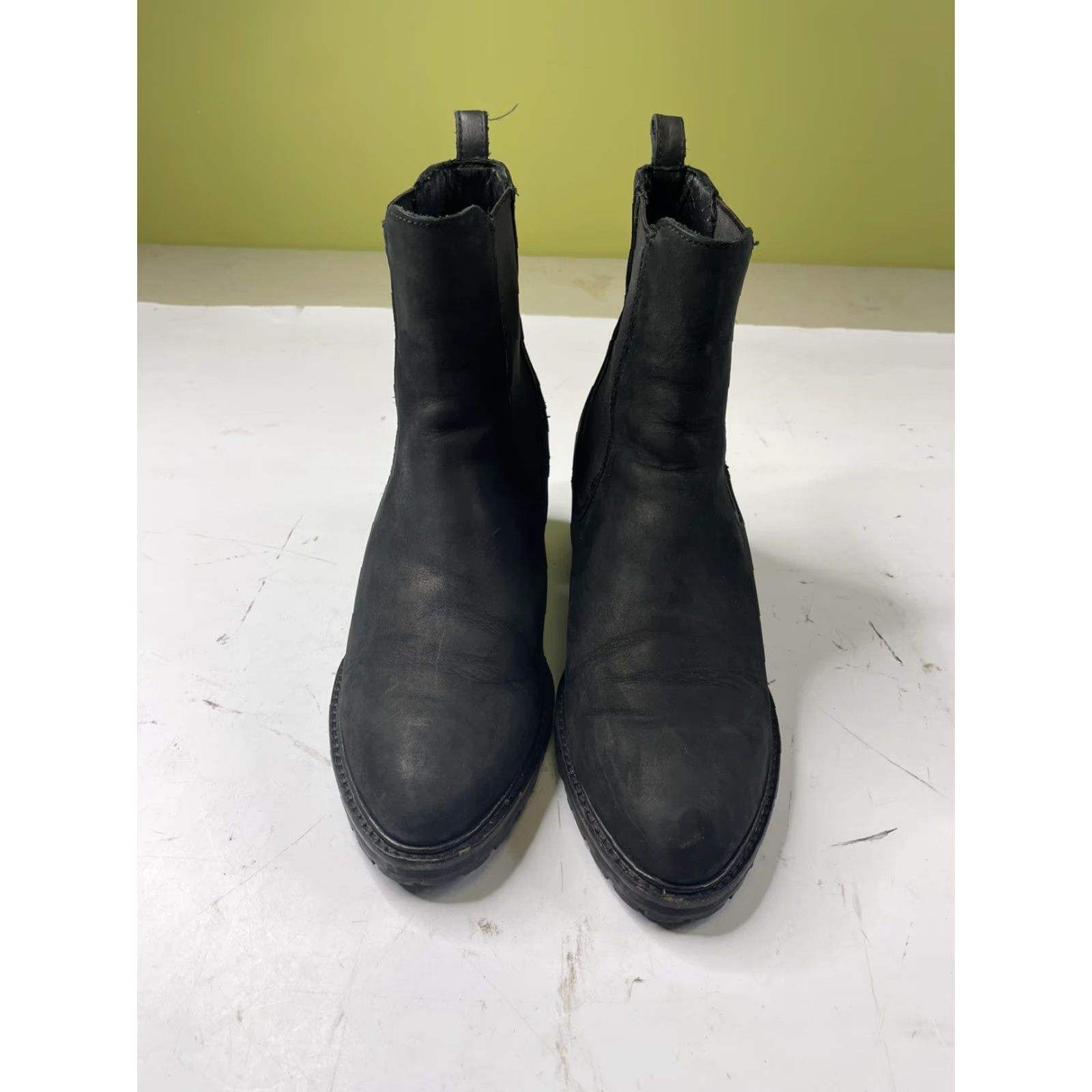 Thursday Boot Company Thursday Boot Co Everyday Knockout Block Heel Boots Women 10 Black Suede Leather Boots Woman Block Heel Leather Black 10 Women Boots Shoes Size US 10 / IT 40 - 2 Thumbnail