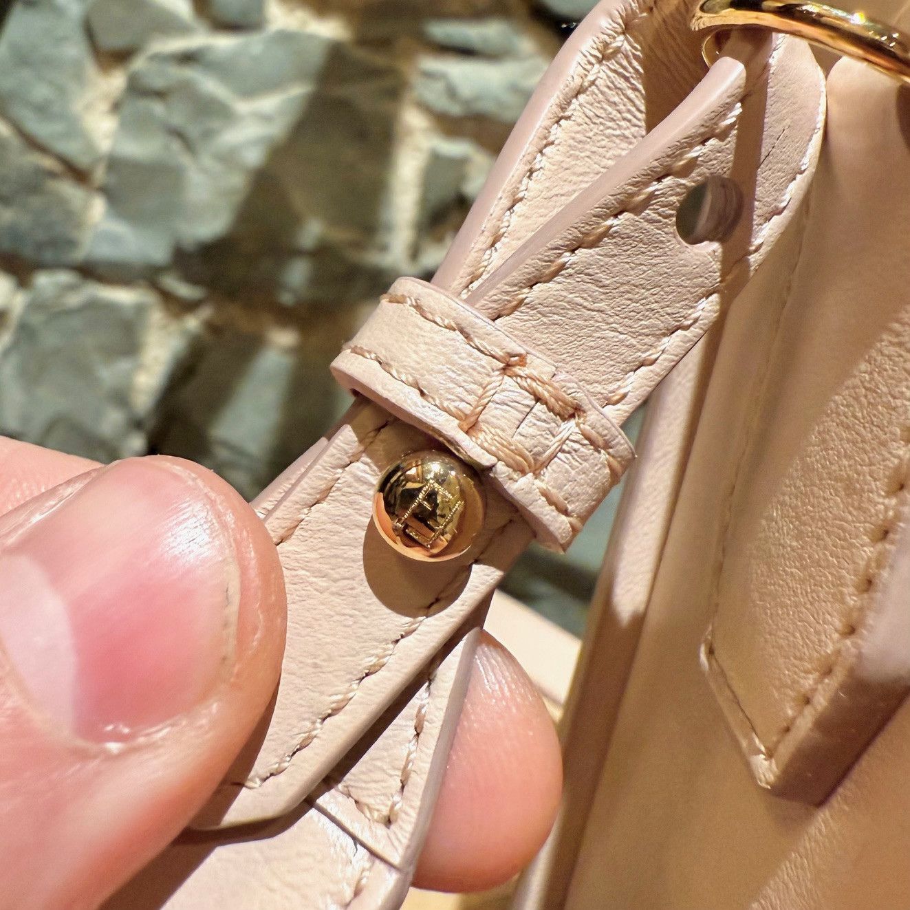 Fendi Fendi 2021 Runway Pink Vertical Box Logo Crossbody Bag Size ONE SIZE - 5 Thumbnail