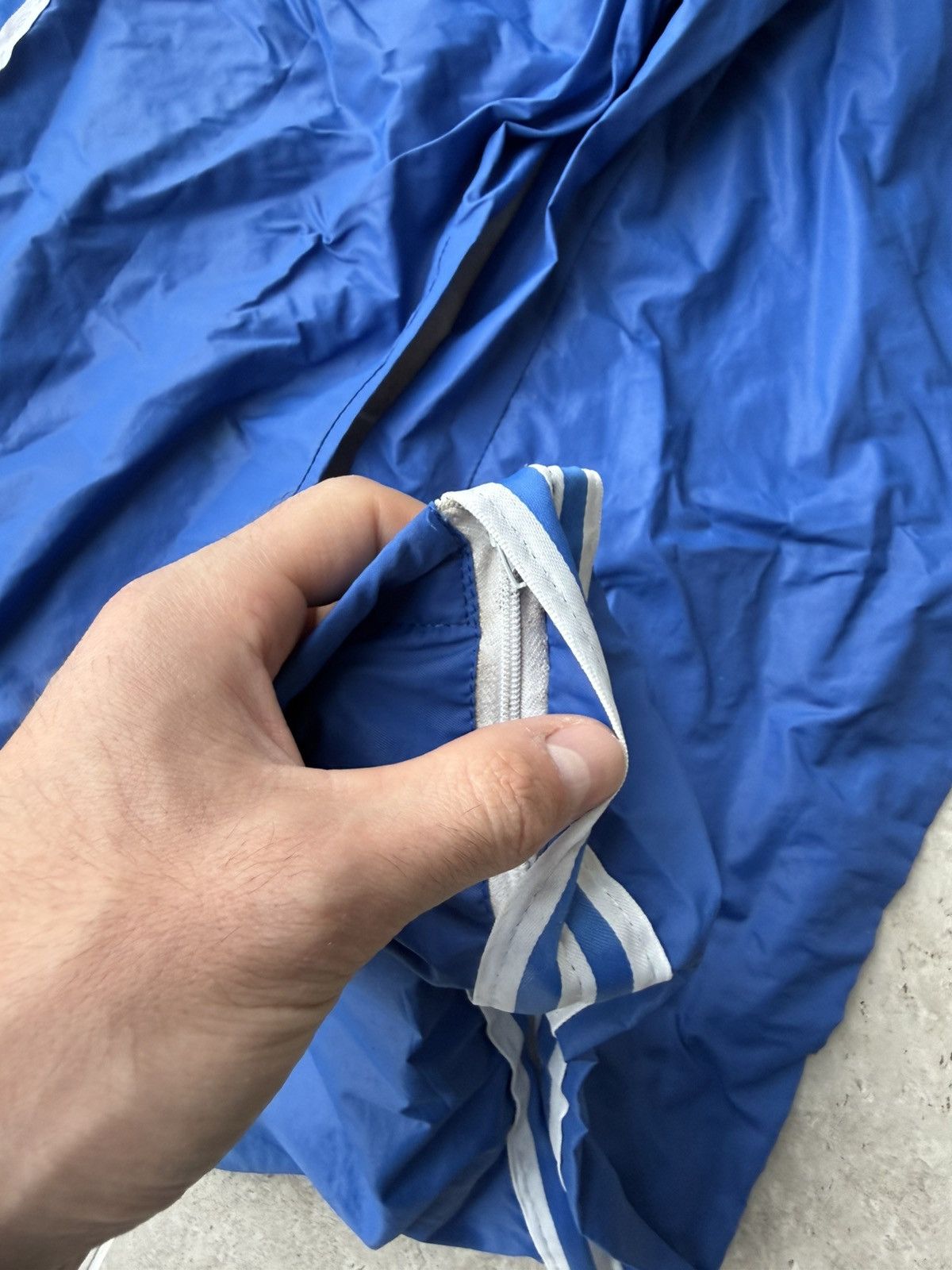 Adidas Vintage Adidas Nylon Pants Size M Size US 32 / EU 48 - 4 Thumbnail