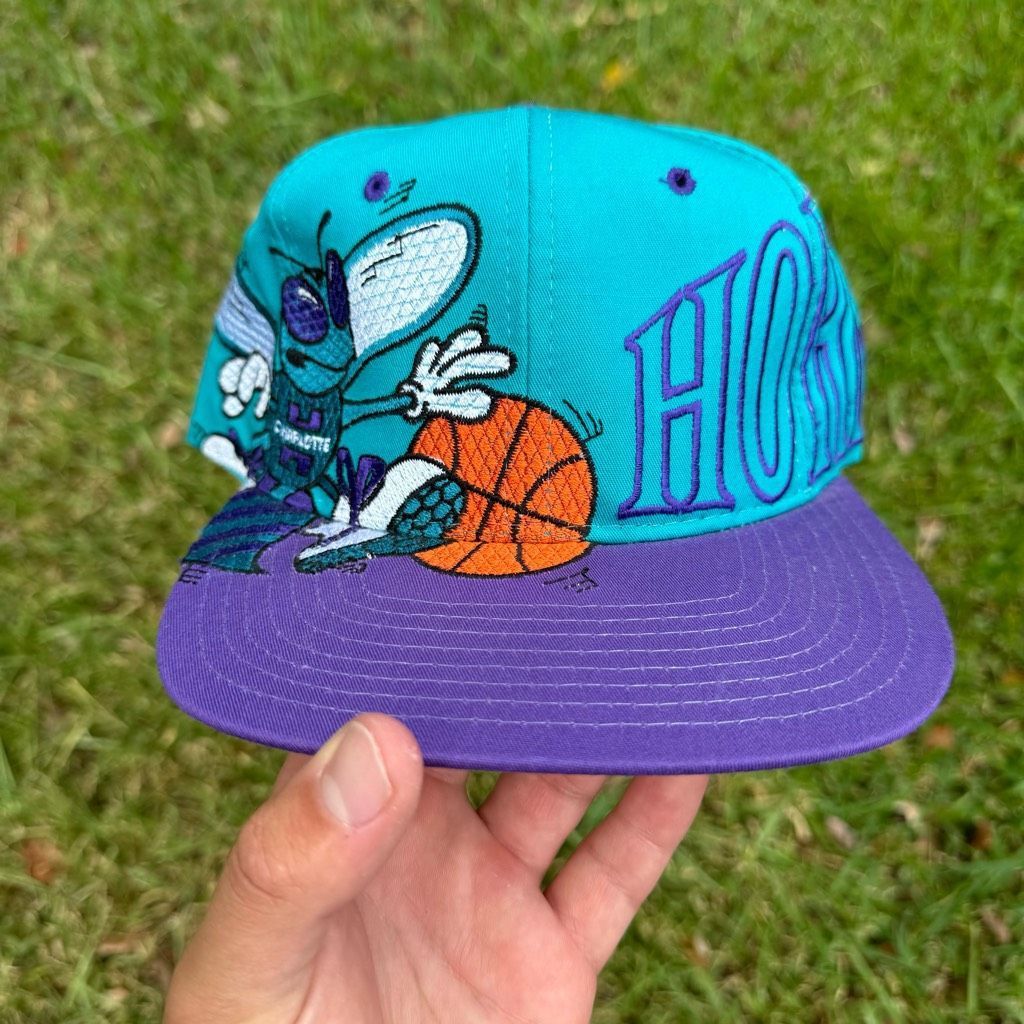 Vintage 90s Starter Charlotte Hornets Big Monster Logo NBA B