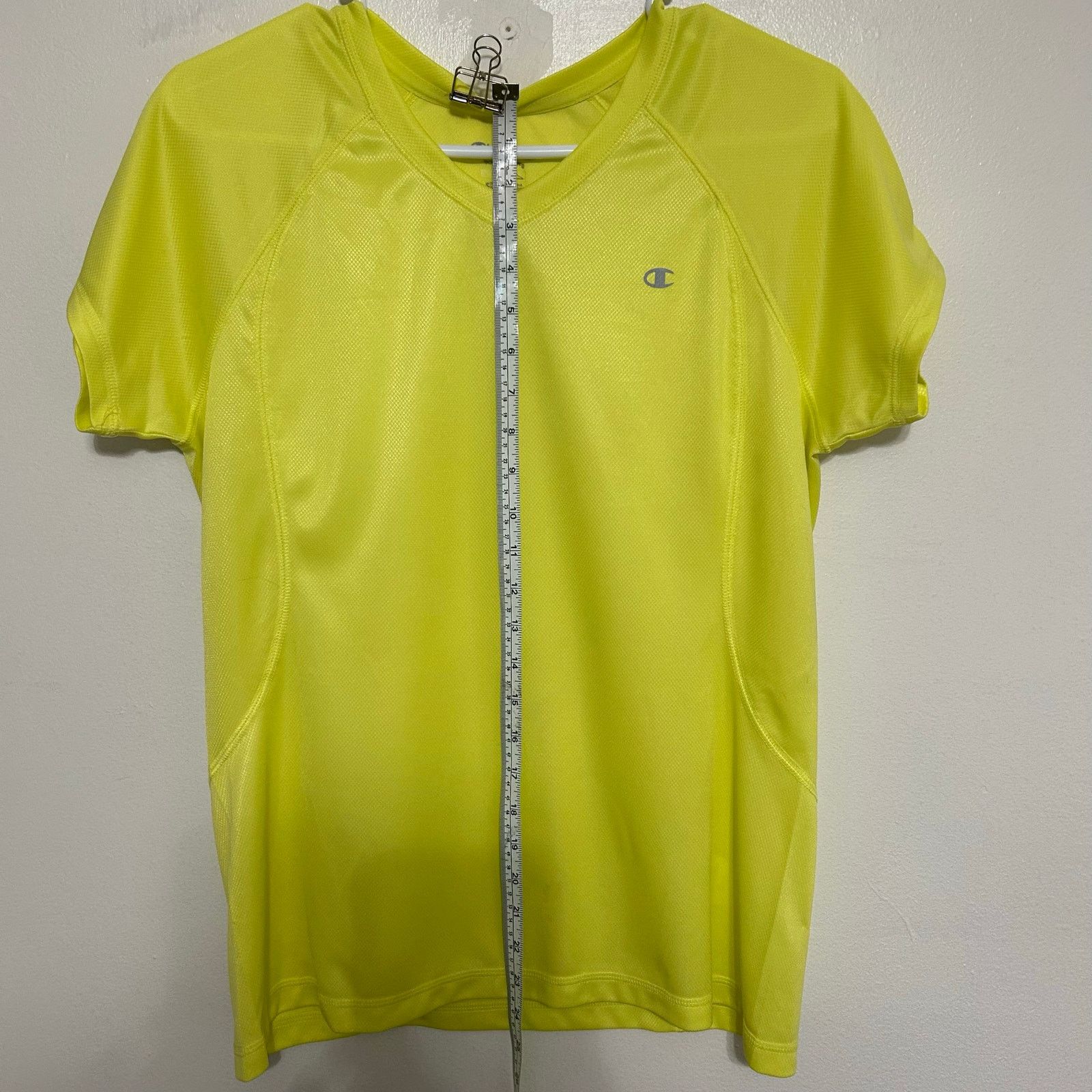 Champion Champion Yellow V-Neck Athletic Shirt Large Polyester Active Size L / US 10 / IT 46 - 2 Thumbnail