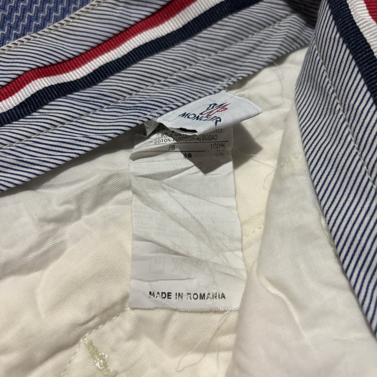 Moncler Classic Pattern Moncler Short Pants Size US 31 - 5 Thumbnail