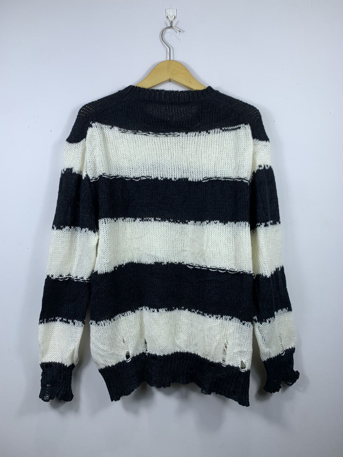 Issey Miyake Distressed Stripe Knit Unknown Number Nine Style Kurtcobain Size US M / EU 48-50 / 2 - 3 Thumbnail