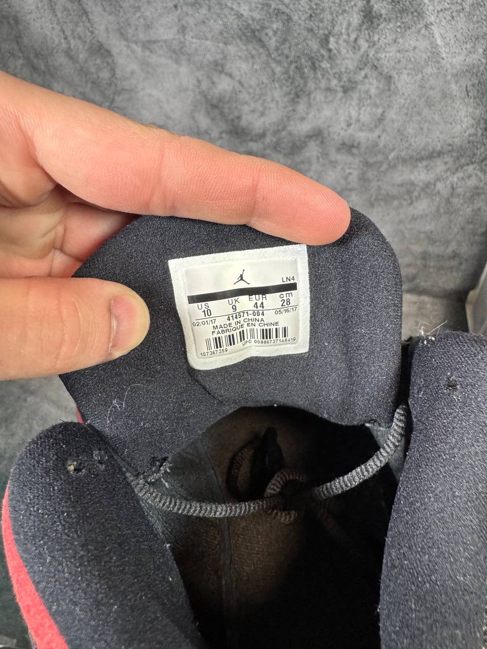 Jordan Brand Size 10 | Jordan 13 Bred No Box | Pre-Owned Size US 10 / EU 43 - 8 Thumbnail