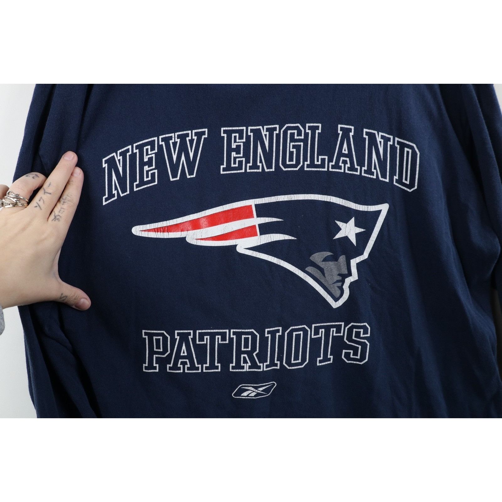 Reebok Vintage Reebok New England Patriots Football T-Shirt Size US XL / EU 56 / 4 - 4 Thumbnail