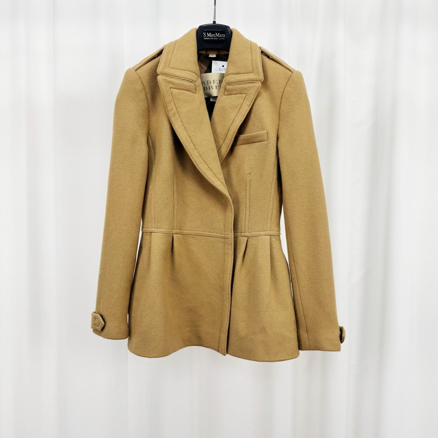 Burberry Burberry Camel Lapel Wool Coat Size XXS / US 00 / IT 34 - 1 Thumbnail
