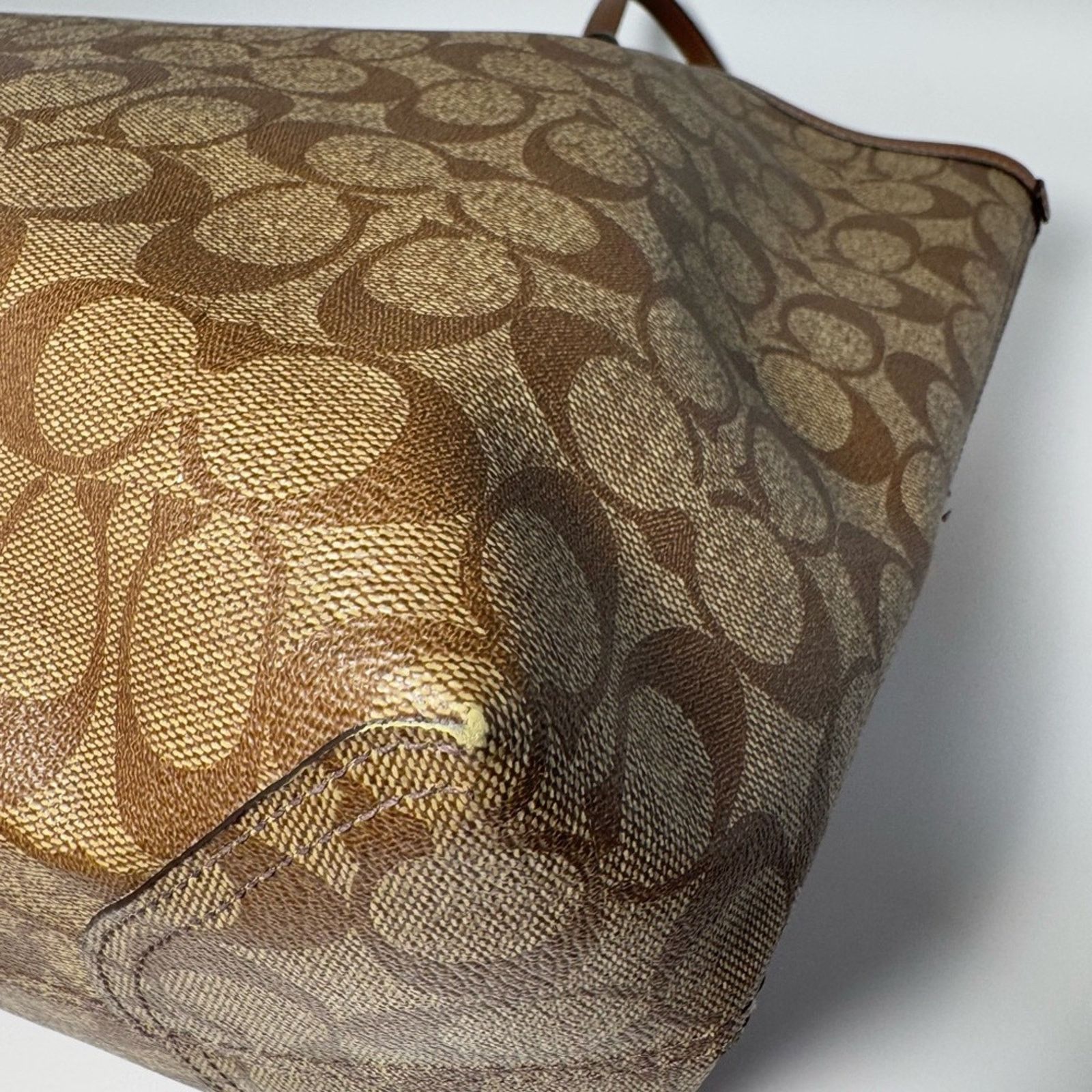 Coach Coach City Tote Brown Monogram Canvas Leather Tote #5696 Size ONE SIZE - 11 Thumbnail