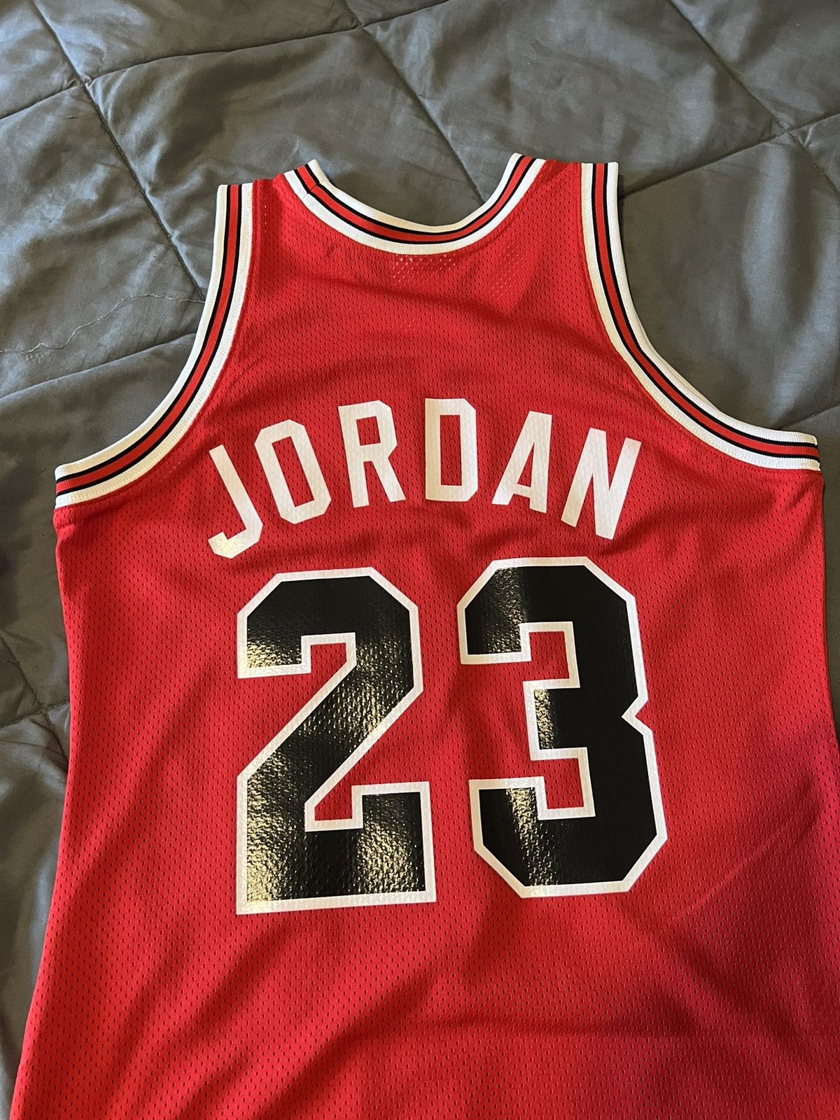Mitchell & Ness × NBA Michael Jordan authentic rookie jersey Size US M / EU 48-50 / 2 - 4 Thumbnail