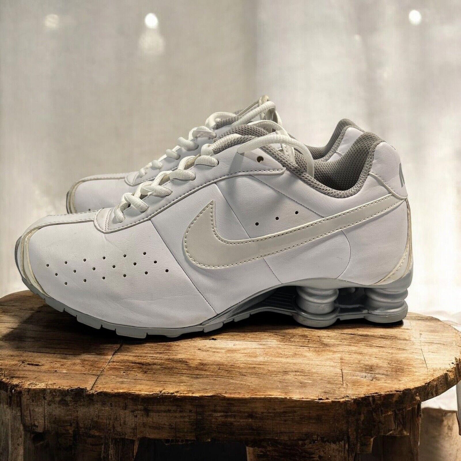 Nike Nike SHOX CLASSIC II White / Silver 309643-110. Size 7Y Size US 5 / EU 37 - 3 Thumbnail