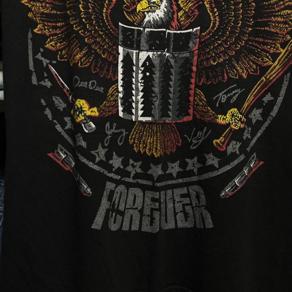 Band Tees Vintage Ramones Forever Big Graphic Logo rock band tee sizeL Size US L / EU 52-54 / 3 - 3 Thumbnail