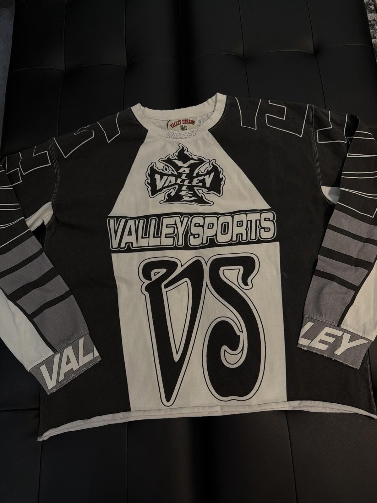 Vale Vale Forever Multicolored Long Sleeve Tee Black Size Large Size US L / EU 52-54 / 3 - 4 Thumbnail