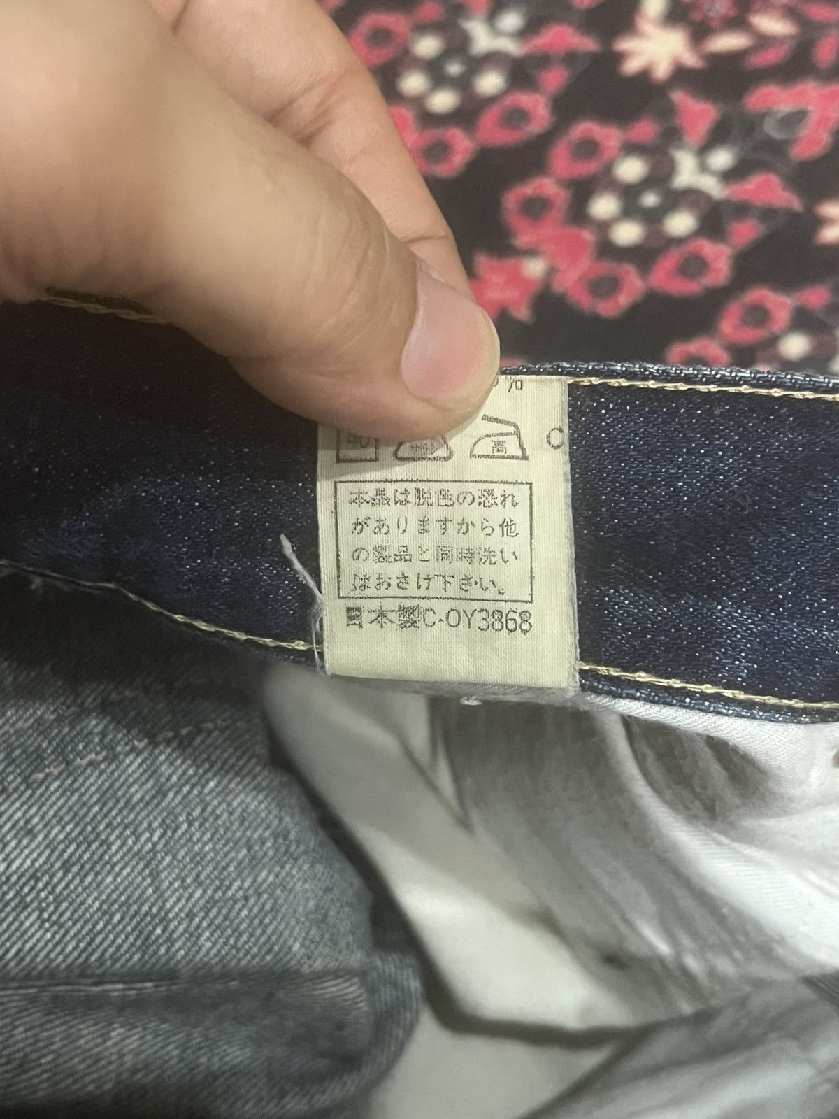 Vintage Japan Brand Dark Blue Faded Washed Buckle Back Selvedge Jean Size US 33 - 18 Thumbnail