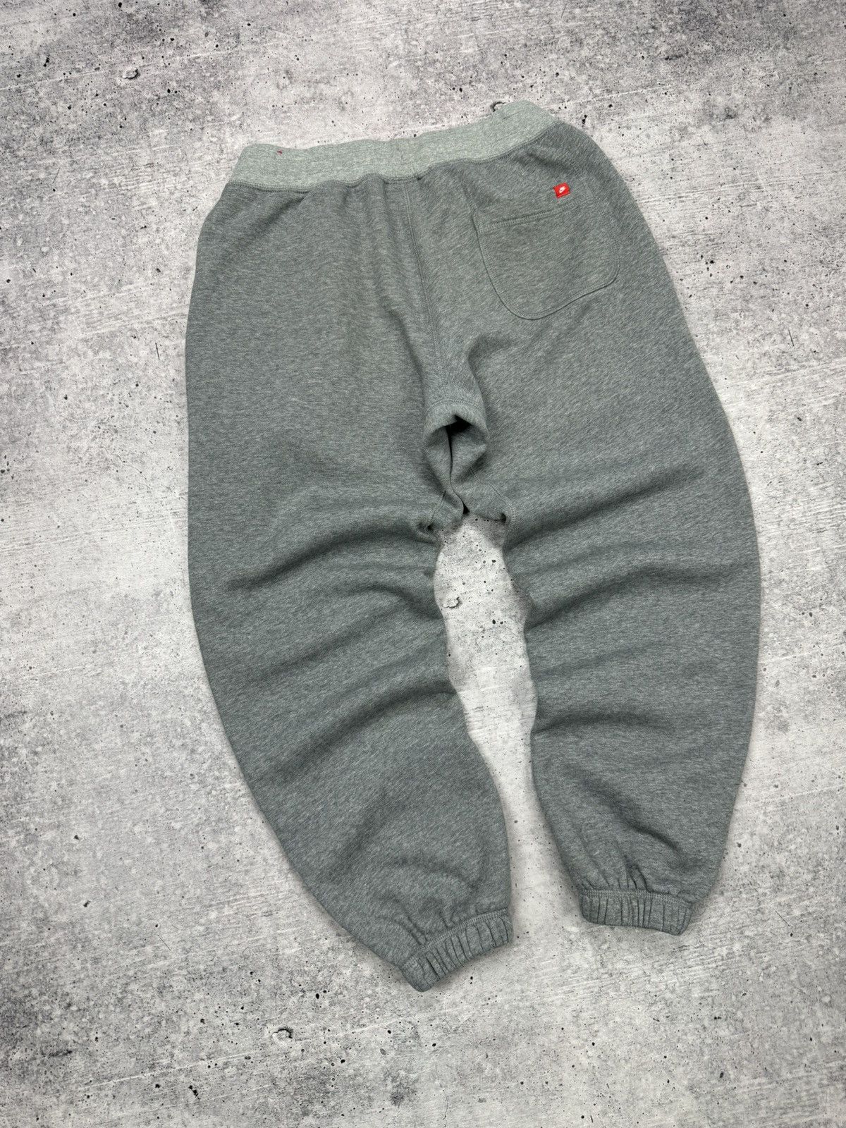 Nike Vintage Nike 90’s Y2K Style Swoosh Logo Sweatpants Joggers Size US 32 / EU 48 - 18 Thumbnail