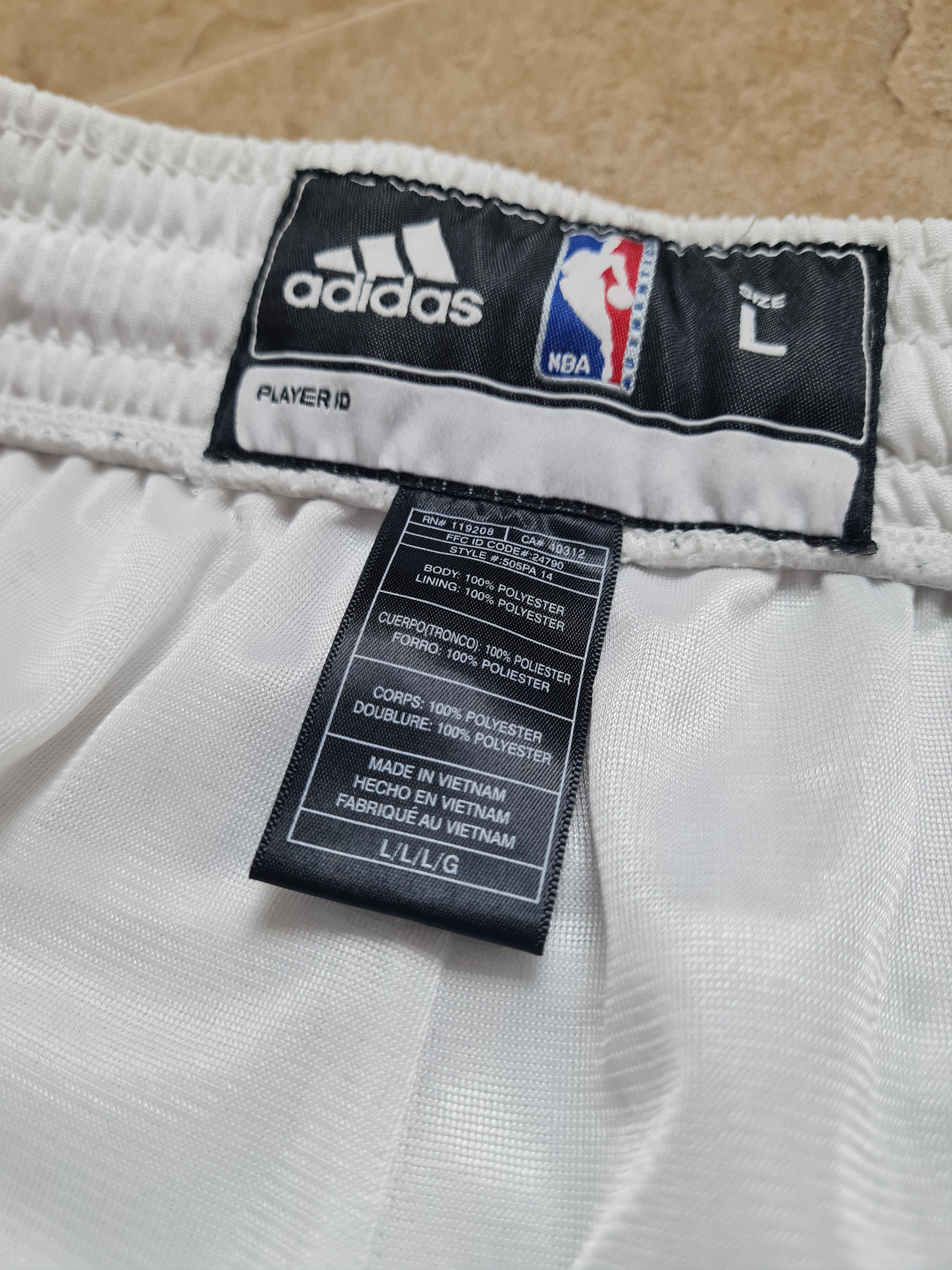 Adidas Vintage Rare Shorts Adidas Miami Heat Game NBA White Size L Size US 32 / EU 48 - 18 Thumbnail