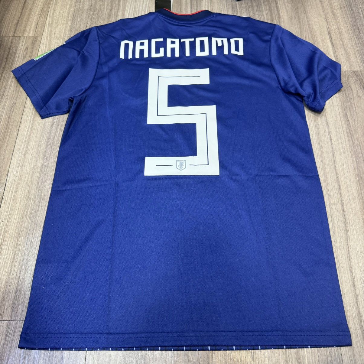 Adidas Japan World Cup 2018 home shirt #5 Nagatomo (Bnwt) Size US S / EU 44-46 / 1 - 2 Thumbnail