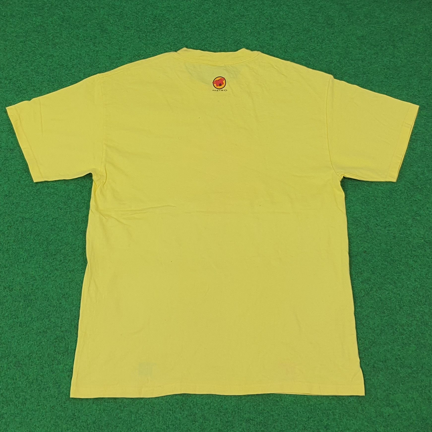 Japanese Brand Vintage SUZUKI Japan Motorsports Brand Tshirt C239N26 Size US L / EU 52-54 / 3 - 3 Thumbnail