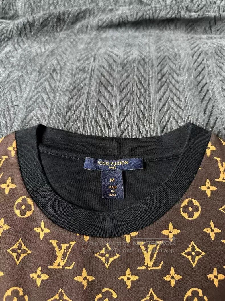 Louis Vuitton Louis Vuitton Full-print short sleeve Size US M / EU 48-50 / 2 - 3 Thumbnail