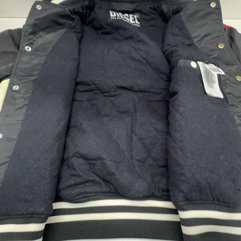 Diesel DIESEL bomber jacket Size: L Black Men A04982 Size US L / EU 52-54 / 3 - 6 Thumbnail