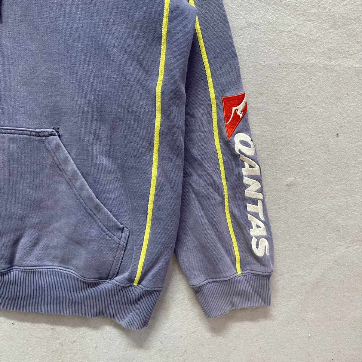 Vintage 1990s-Style Kooga Wallabies Hoodie – Faded Navy Size US S / EU 44-46 / 1 - 3 Thumbnail