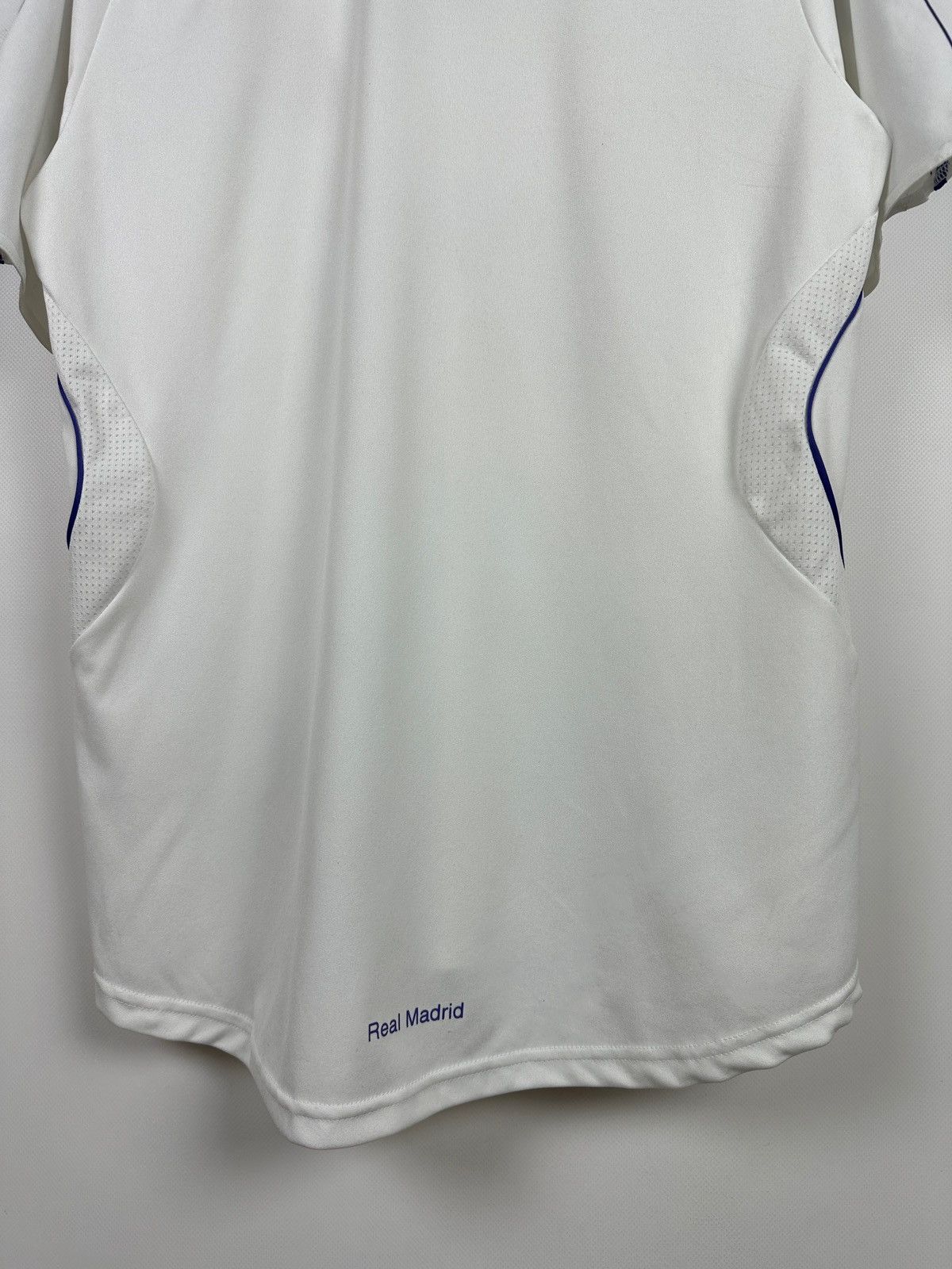 Adidas 2007/08 Adidas Real Madrid Vintage Home Soccer Jersey Size US S / EU 44-46 / 1 - 18 Thumbnail
