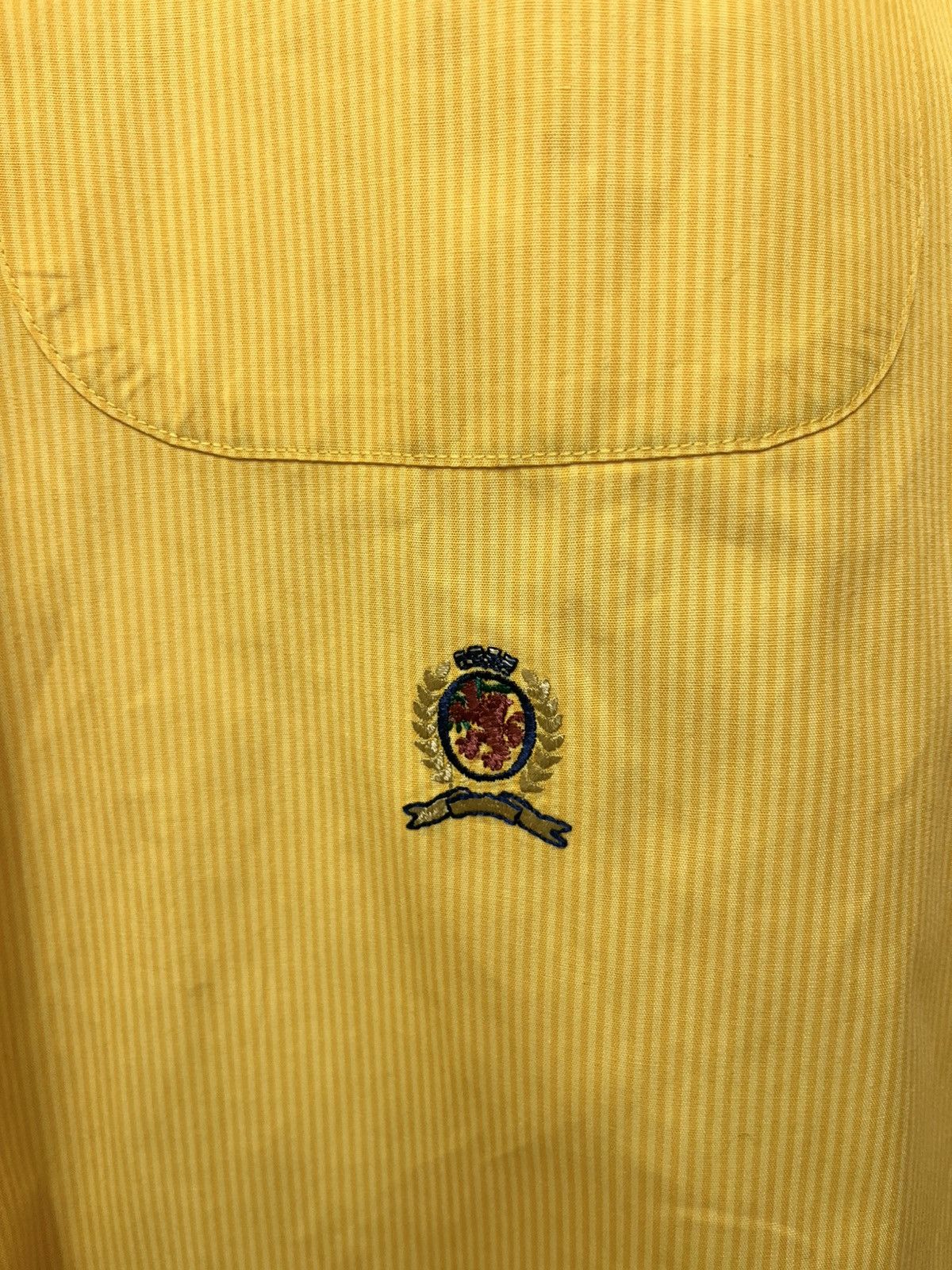 Tommy Hilfiger Tommy Hilfigure Vintage Shirt Size US XL / EU 56 / 4 - 2 Thumbnail