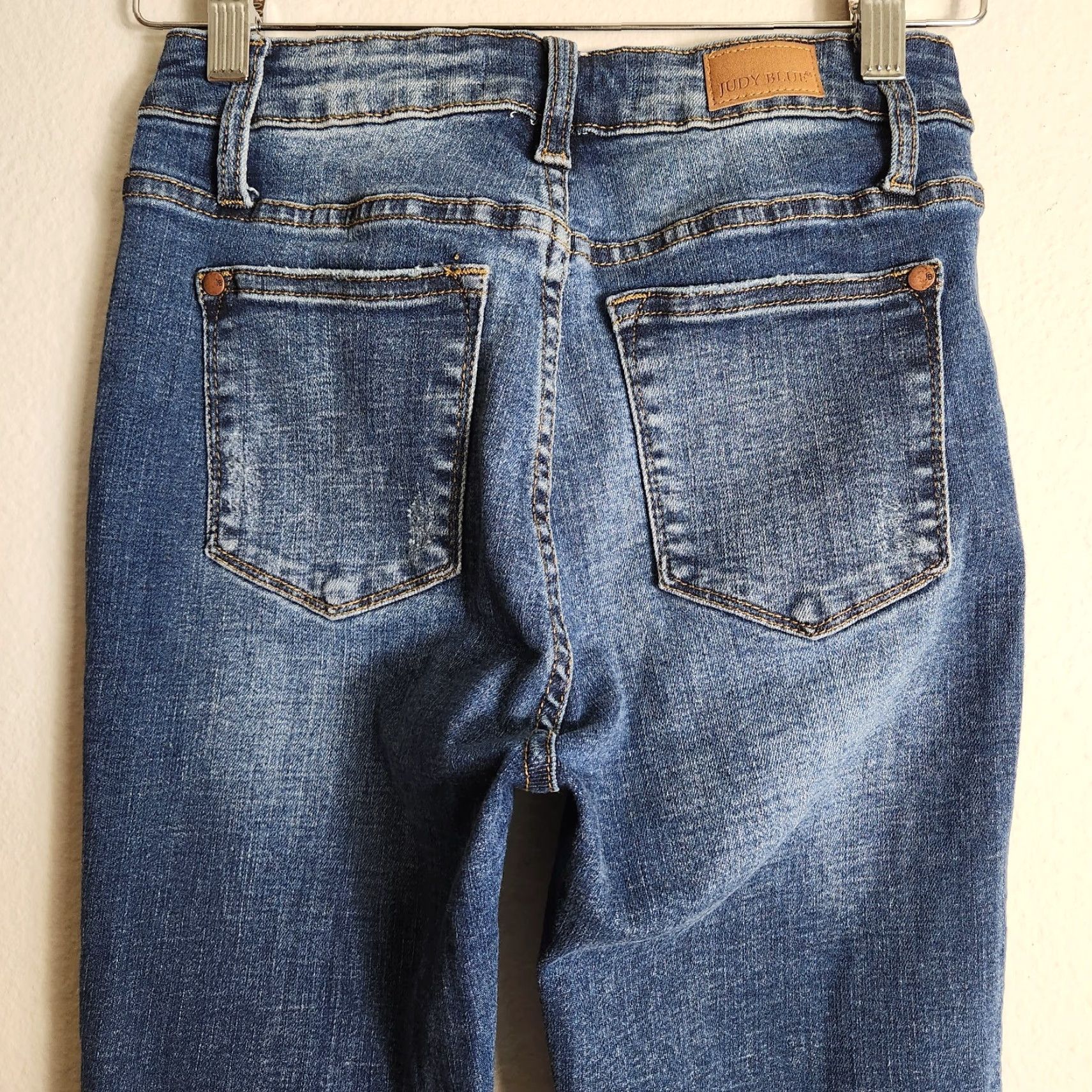 Vintage Judy Blue Mid Rise Medium Wash Skinny Jeans w/Thermal Patch Insert - Size 3/26 Size 26" / US 2 / IT 38 - 5 Thumbnail