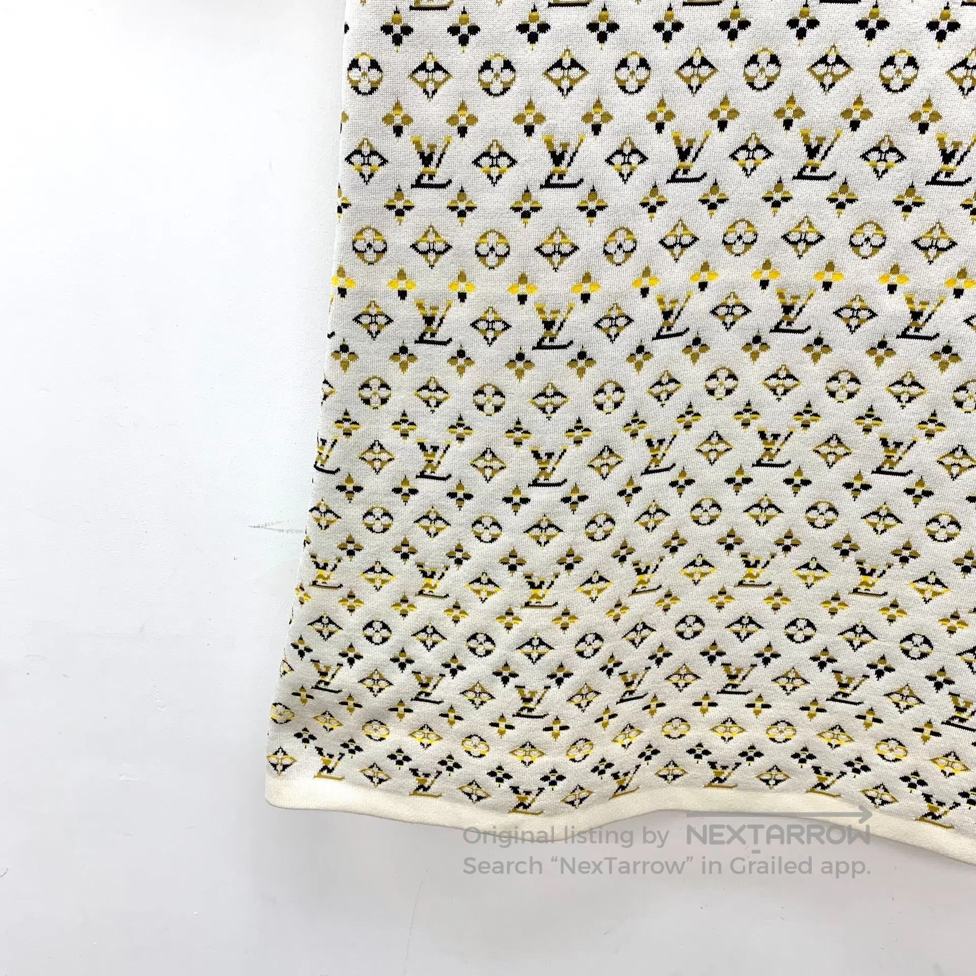 Louis Vuitton Louis Vuitton White Logo Monogram Printed Mulberry Silk La Size XS / US 0-2 / IT 36-38 - 4 Thumbnail