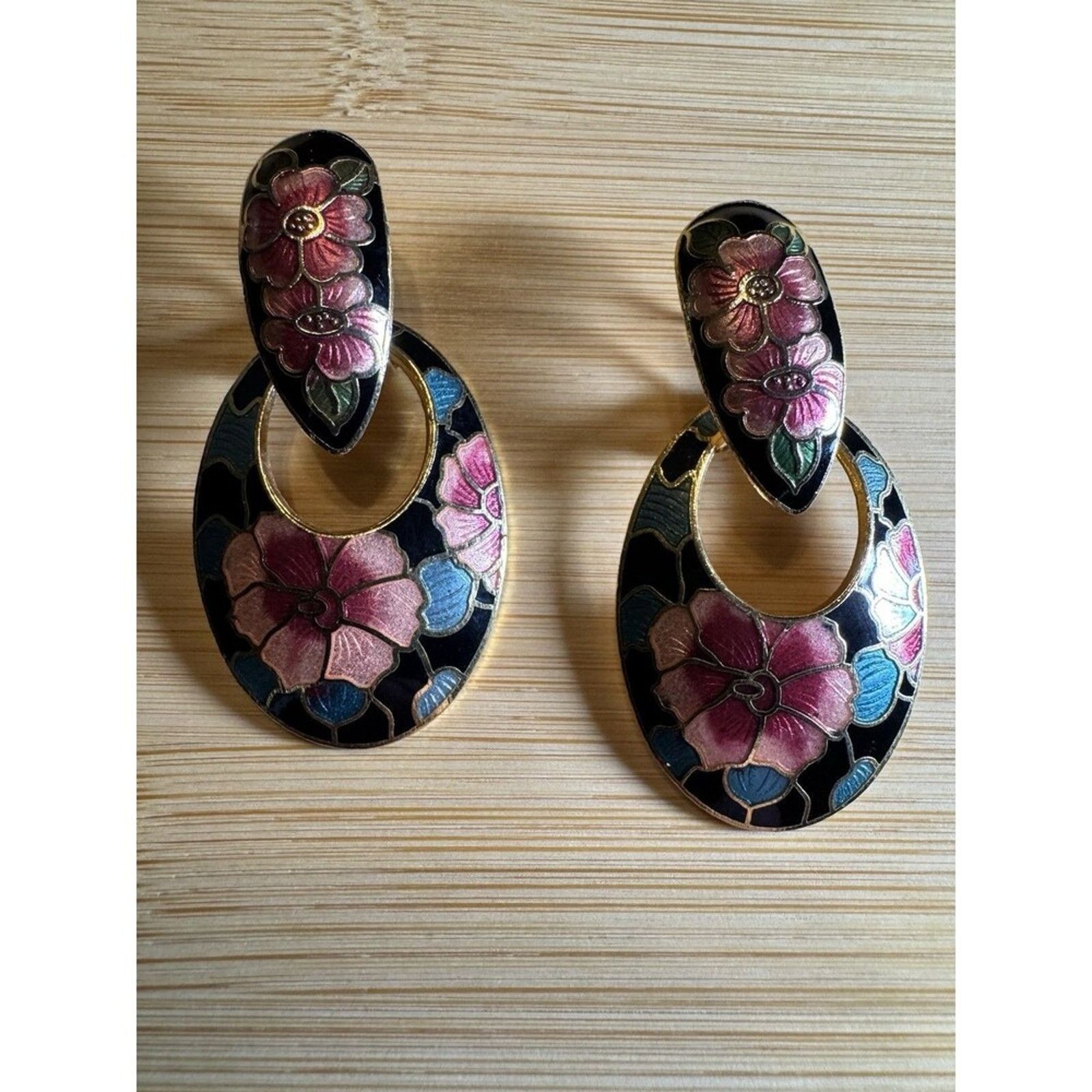 Other White Cloisonne Pierced Gold Tone Teardrop Fashion Earrings Size ONE SIZE - 4 Thumbnail