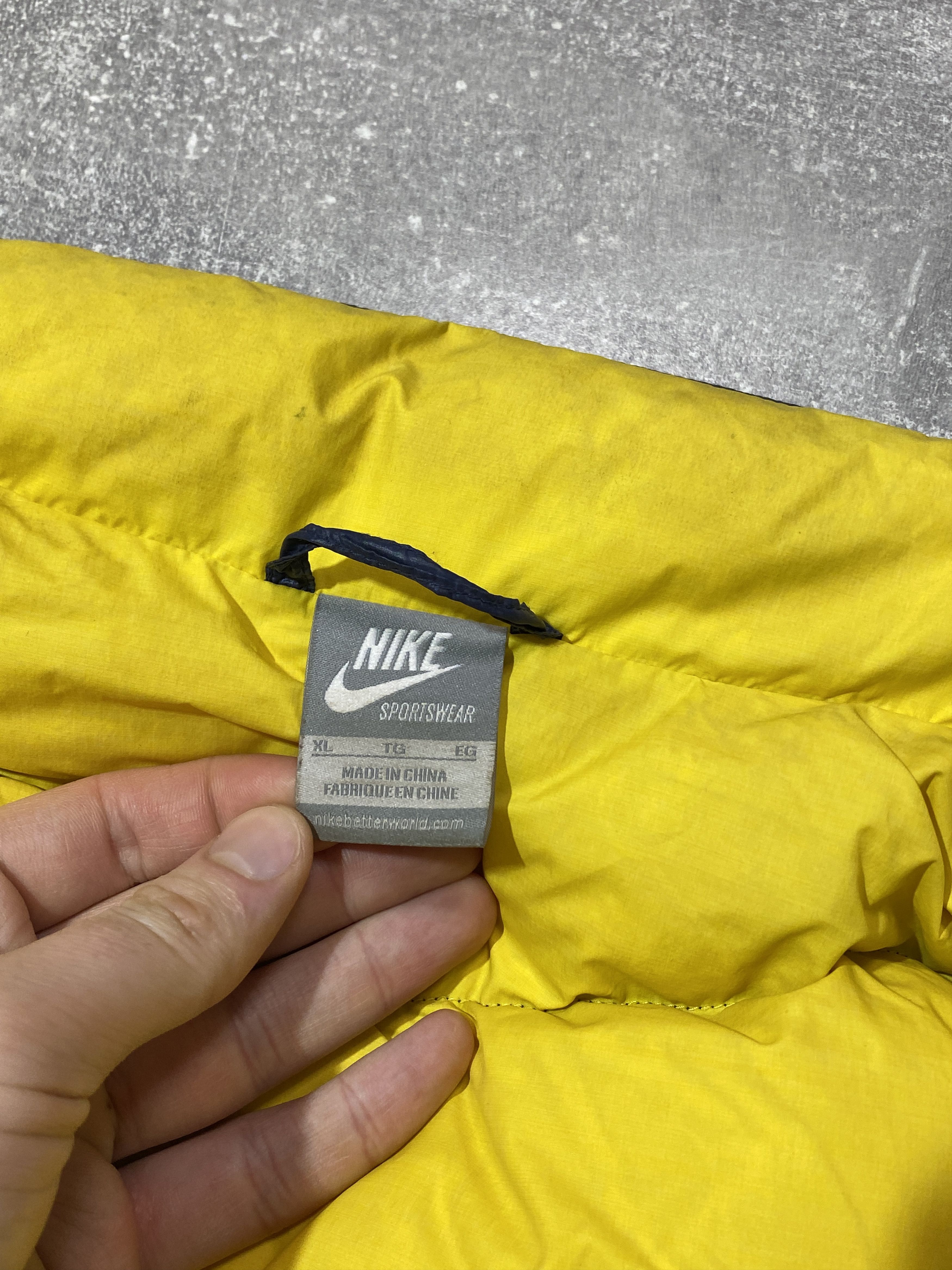 Nike Vintage Y2K Nike 700 Down Jacket Size US XL / EU 56 / 4 - 11 Thumbnail