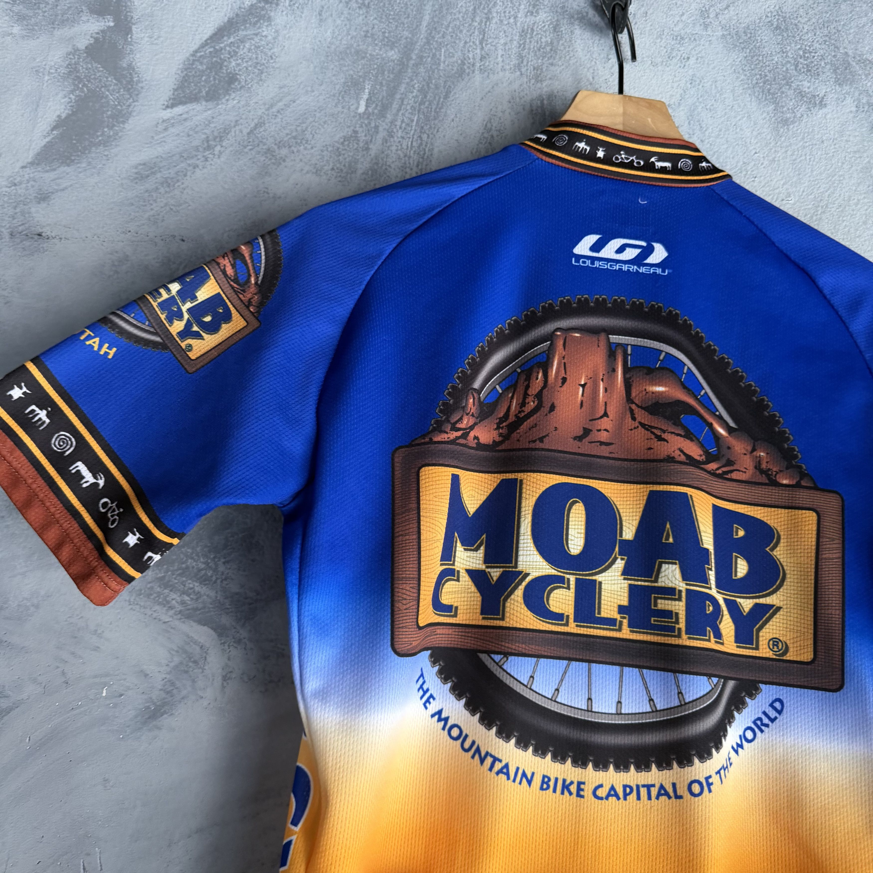 Other Louis Garneau Moab Cyclery 3/4 Zipper Cycling Jersey Men Size US M / EU 48-50 / 2 - 5 Thumbnail