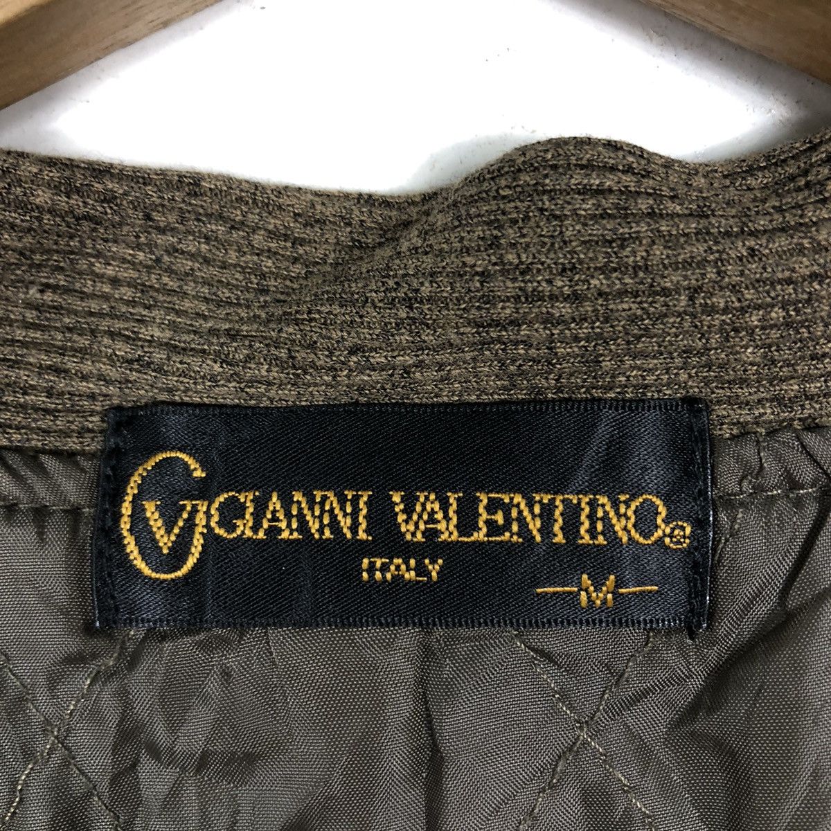 Japanese Brand 🔥90’s Navajo Aztec Design Vest Knit Gianni Valentino Italy Size US M / EU 48-50 / 2 - 12 Thumbnail