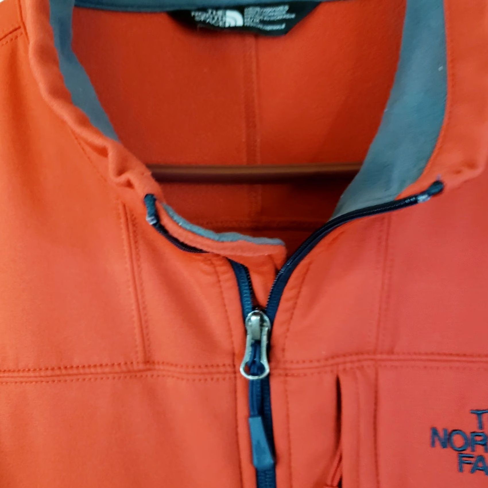 The North Face The North Face Mens Medium Soft Shell Jacket Full Zip Red Lined Red Size US M / EU 48-50 / 2 - 7 Thumbnail