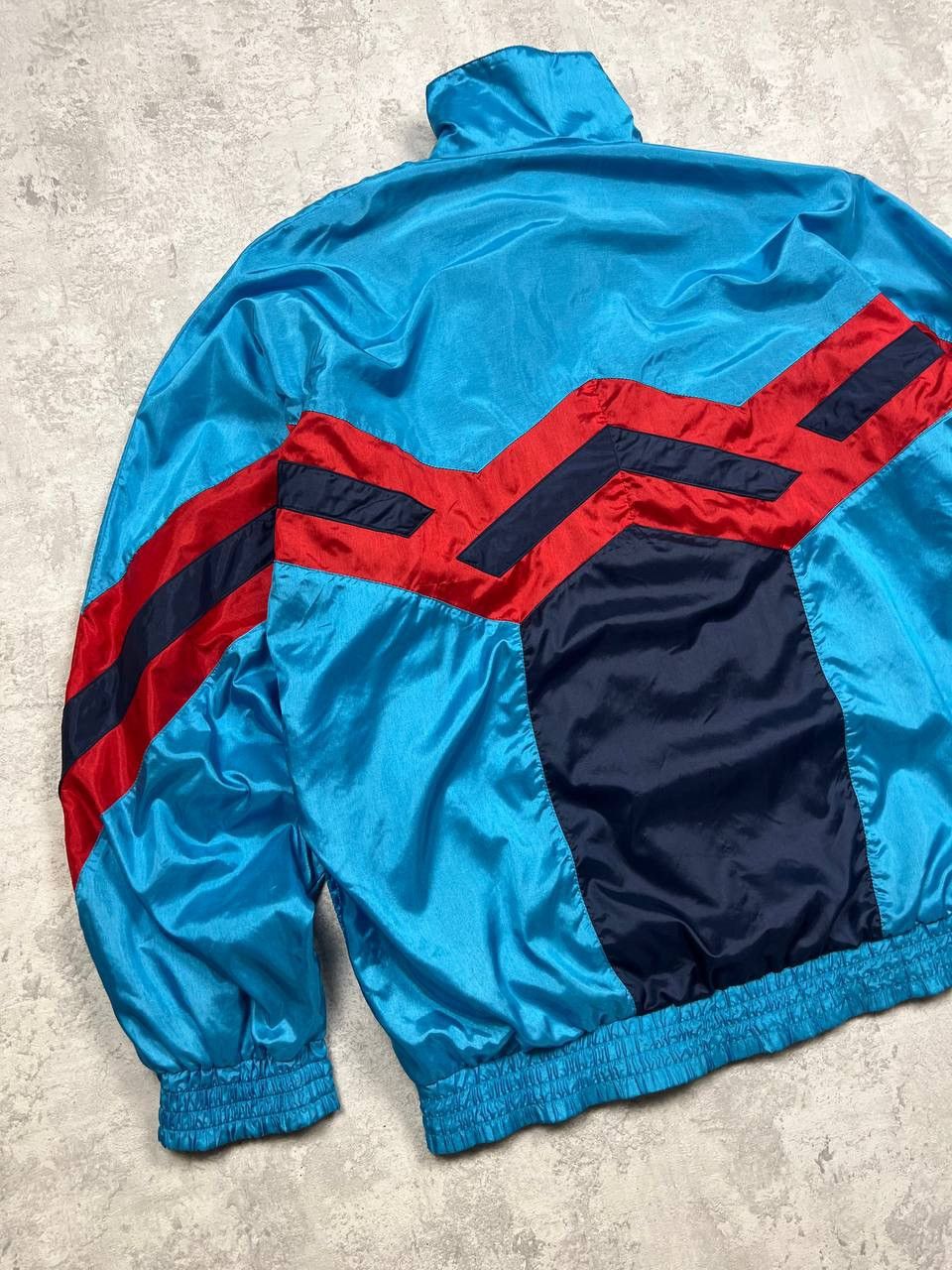 Adidas Vintage Adidas Track Jacket Windbreaker Y2K Size US L / EU 52-54 / 3 - 10 Thumbnail