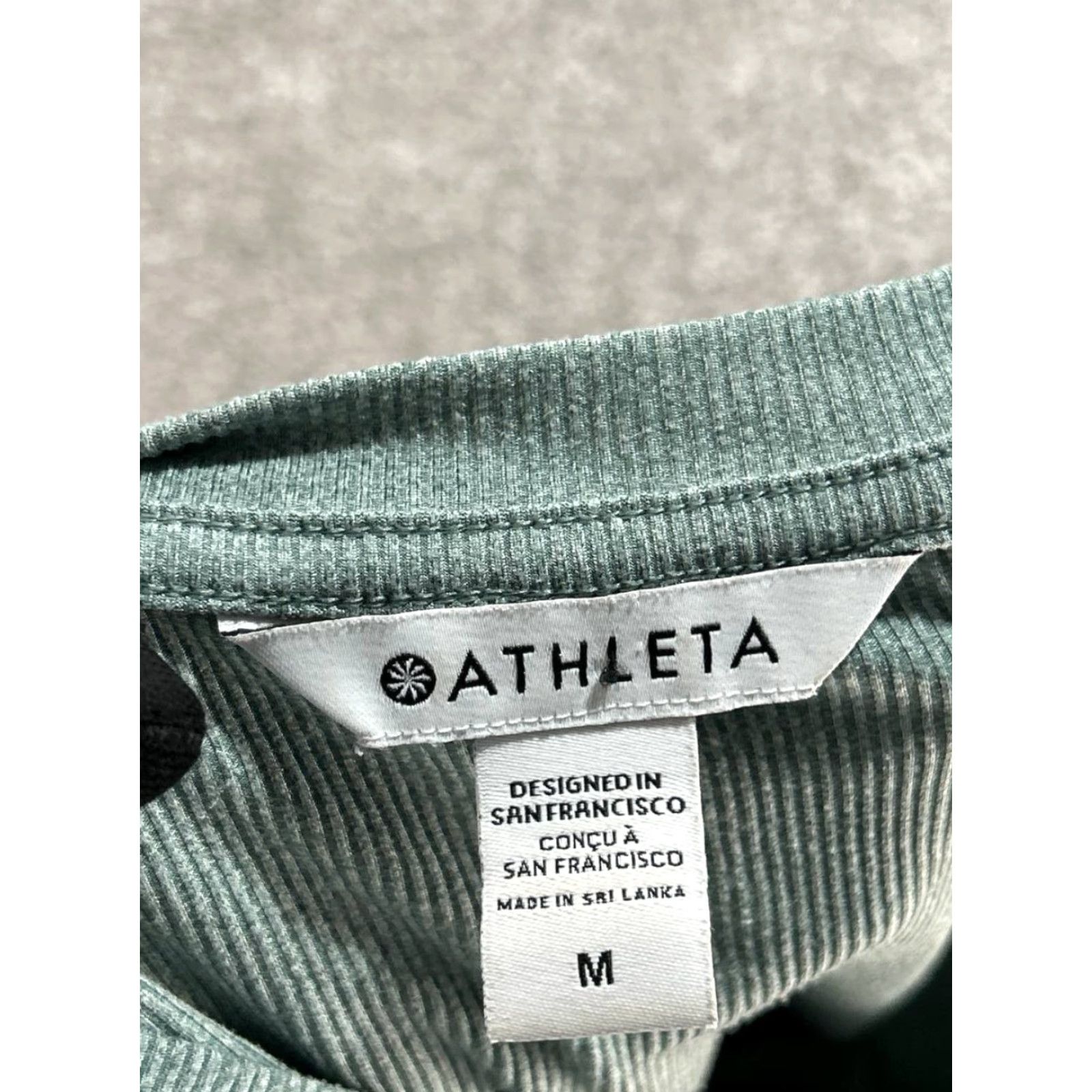 Athleta Athleta Shirt Womens Medium Blue Yoga Henley Size M / US 6-8 / IT 42-44 - 3 Thumbnail