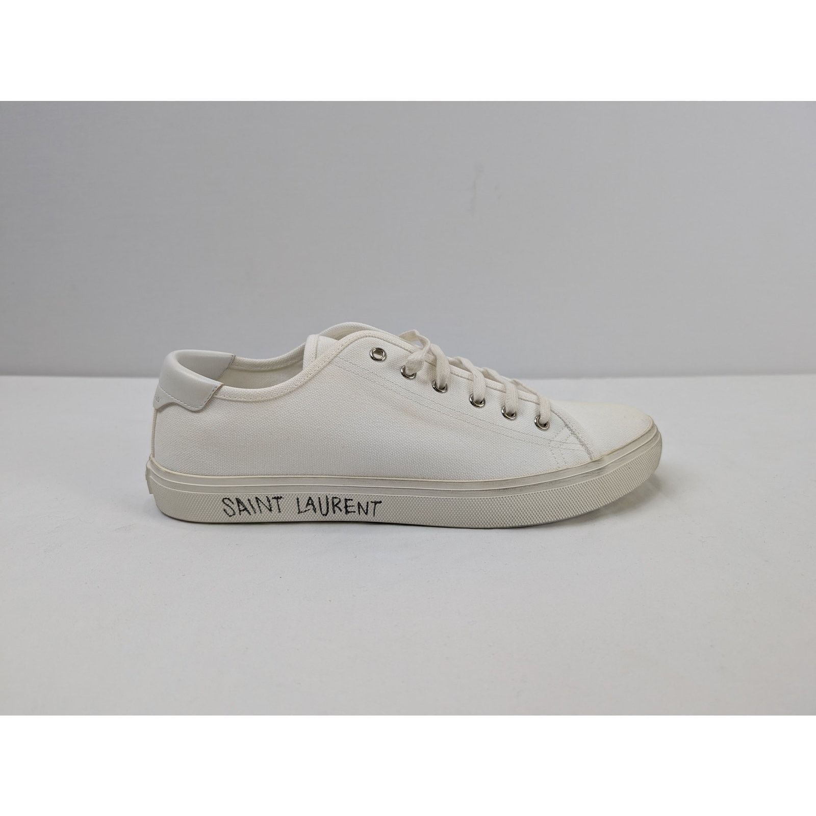 Saint Laurent Paris o1rshd1 Malibu L T Sneakers SL SIG in Blanc Size US 10.5 / EU 43-44 - 6 Thumbnail