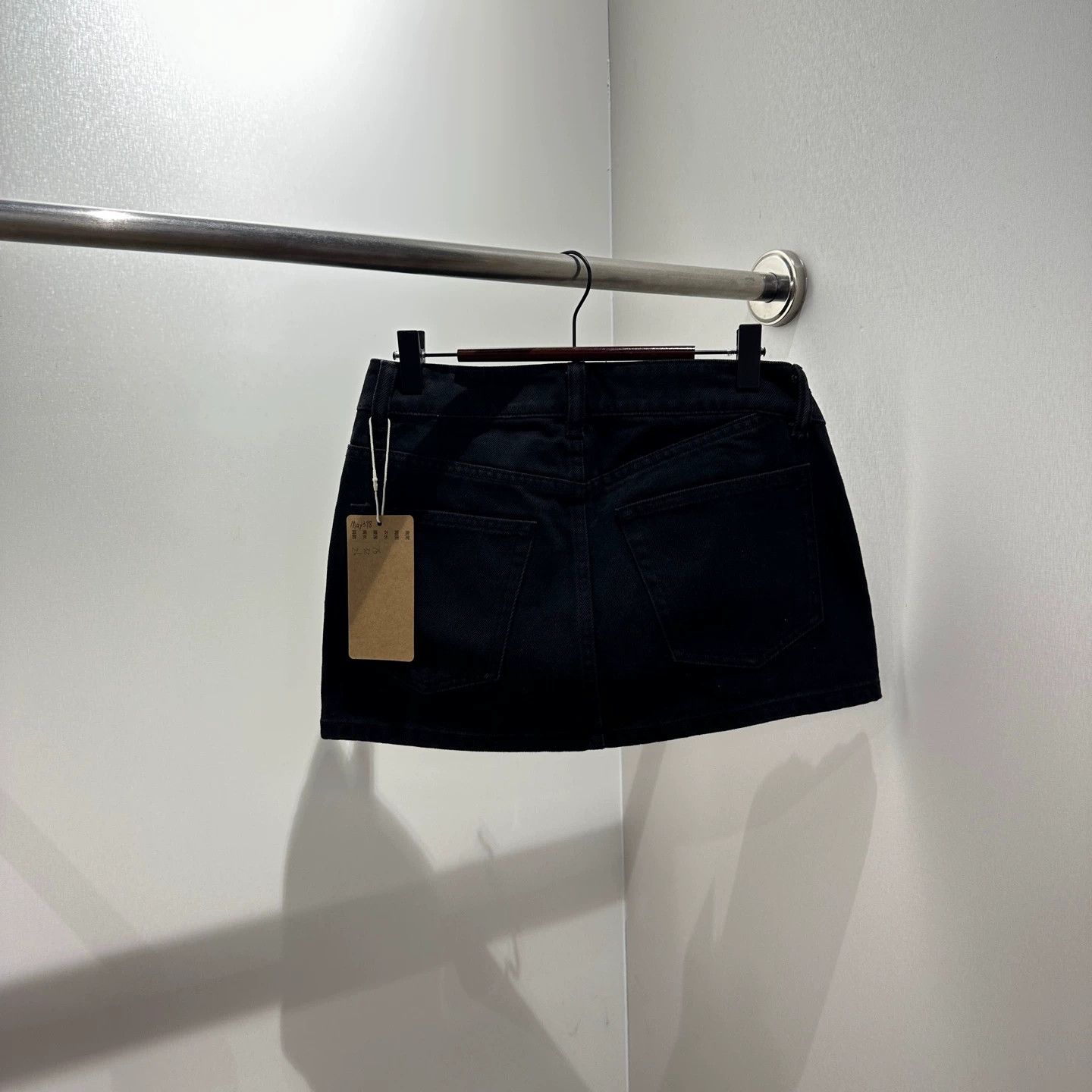 Alexander Wang Alexander Wang may398 slanted crystal logo denim skirt 26 Size 26" / US 2 / IT 38 - 2 Thumbnail