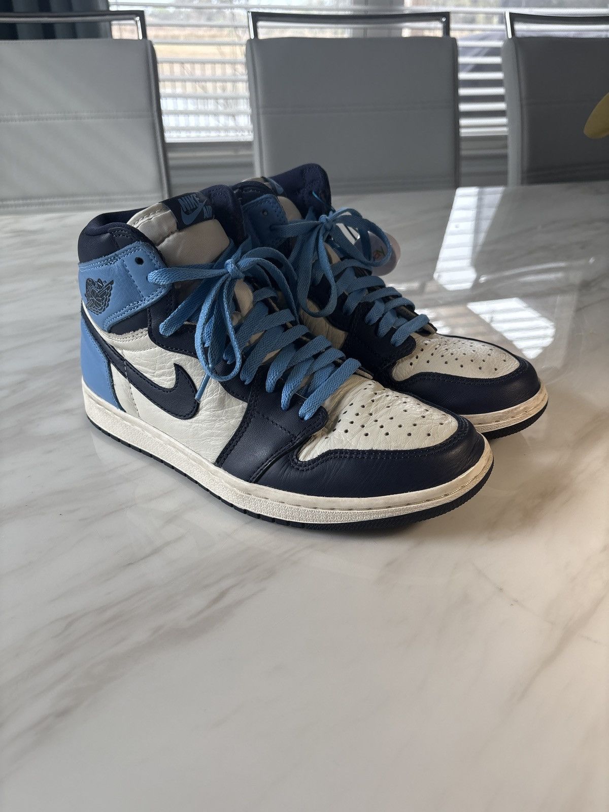 Jordan 1 High Obsidian UNC
