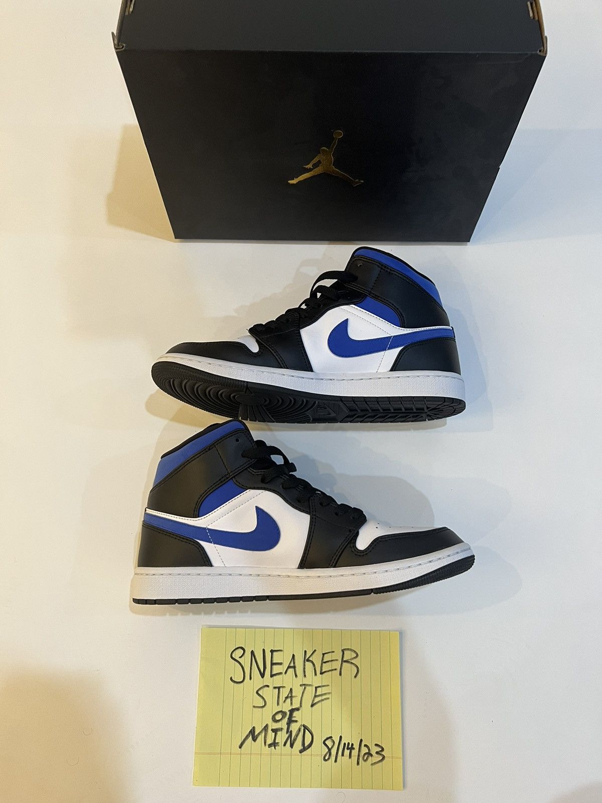 Jordan Brand × Nike AIR JORDAN 1 MID “RACER BLUE” SIZE: 9 FAST SHIPPING Size US 9 / EU 42 - 3 Thumbnail