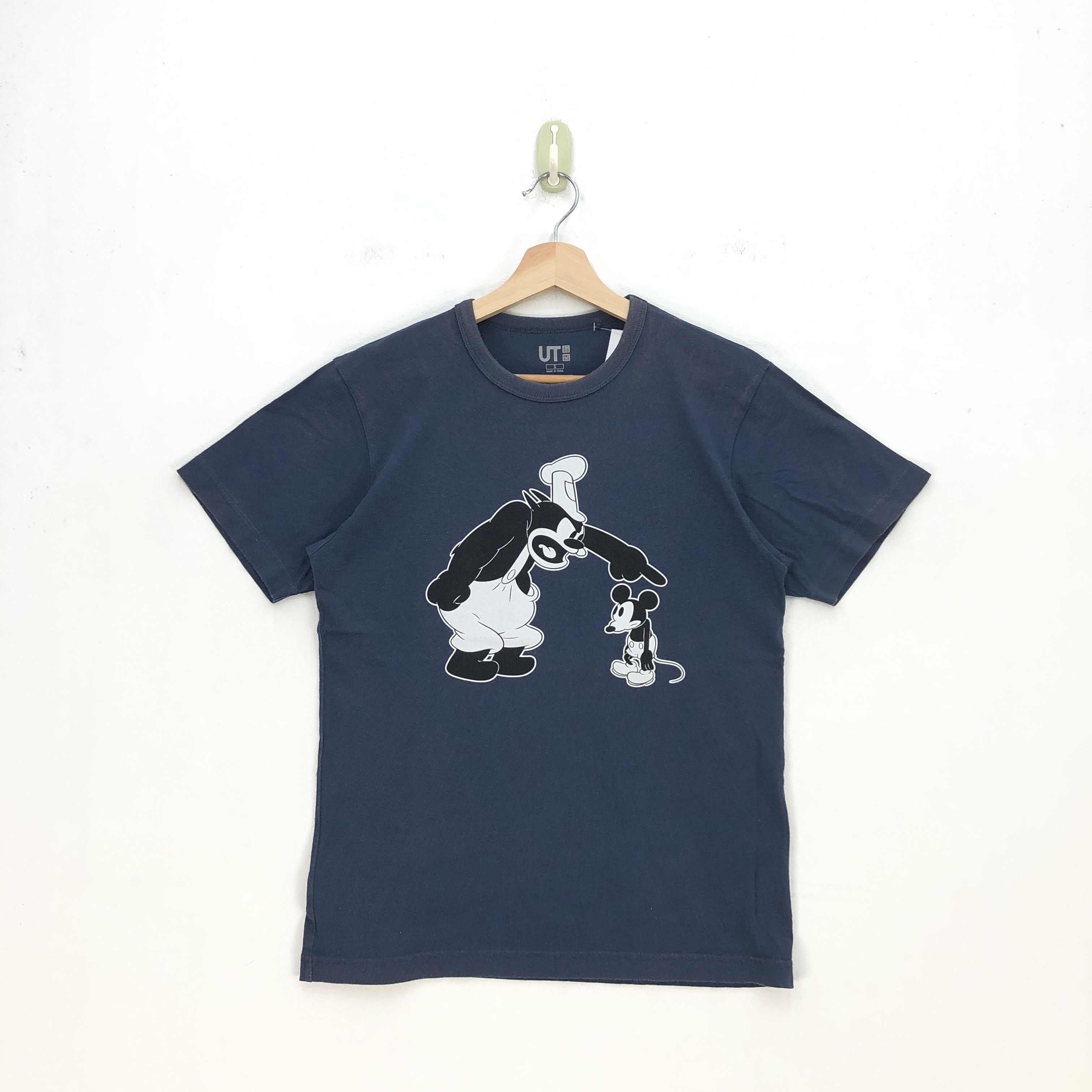 Vintage Y2K Oswald T Shirt Disney Cartoon Movie Tees