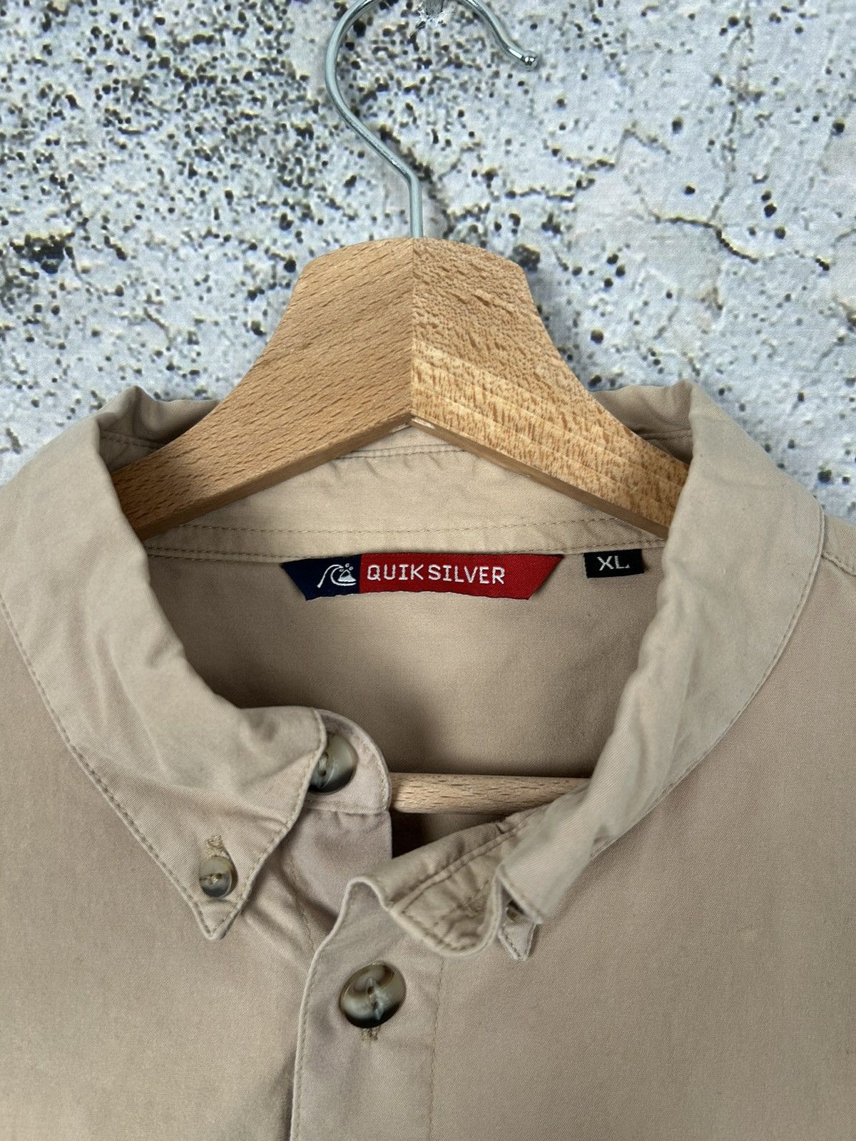 Quiksilver Vintage Quiksilver Beige Shirt 90s Surf Style Skateboarding Size US XL / EU 56 / 4 - 4 Thumbnail