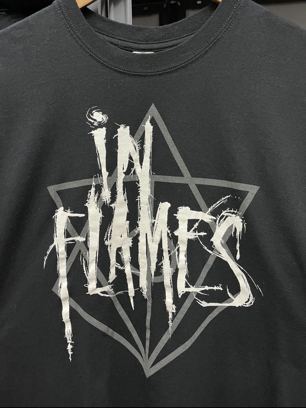 Band Tees Vintage In Flames T-shirt Size US L / EU 52-54 / 3 - 2 Thumbnail