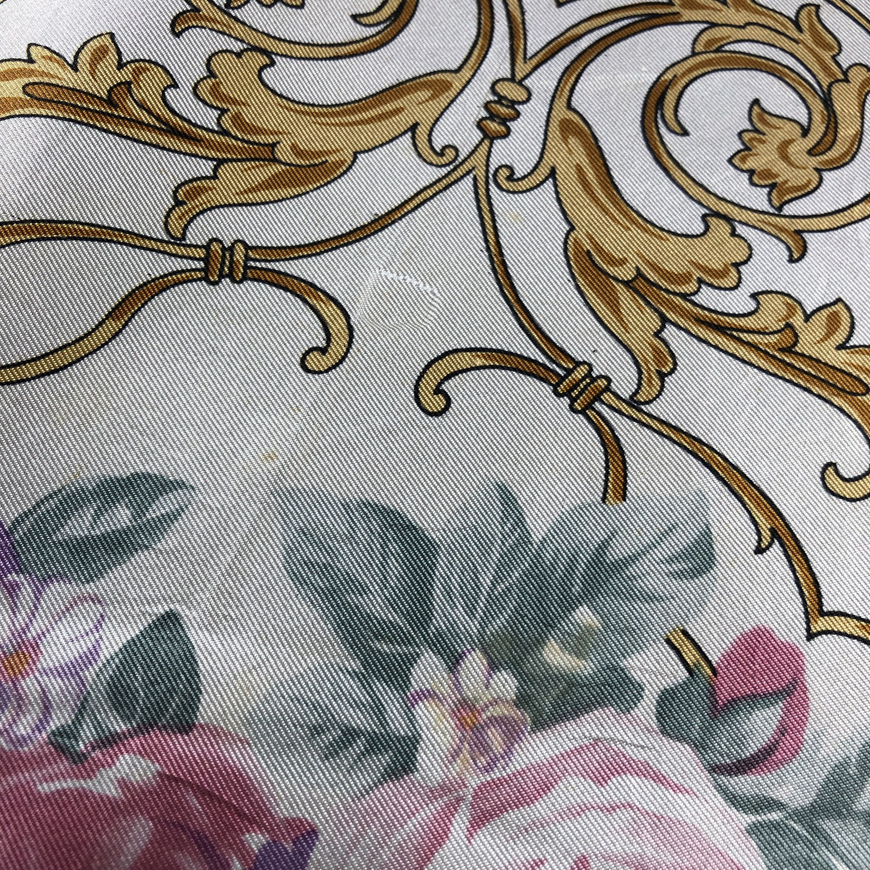 Vintage Vintage Luxury Floral Baroque Silk Scarf M1331 Size ONE SIZE - 4 Thumbnail