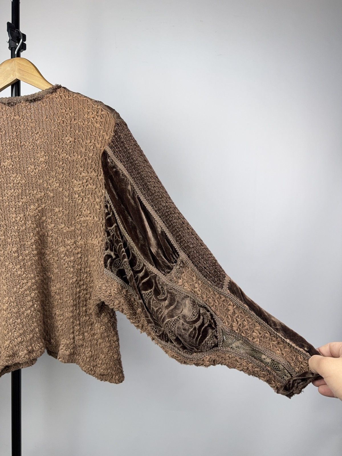 Japanese Brand Designer Avant Garde Retro Barroco Fluffy knitted sweater Size M / US 6-8 / IT 42-44 - 13 Thumbnail