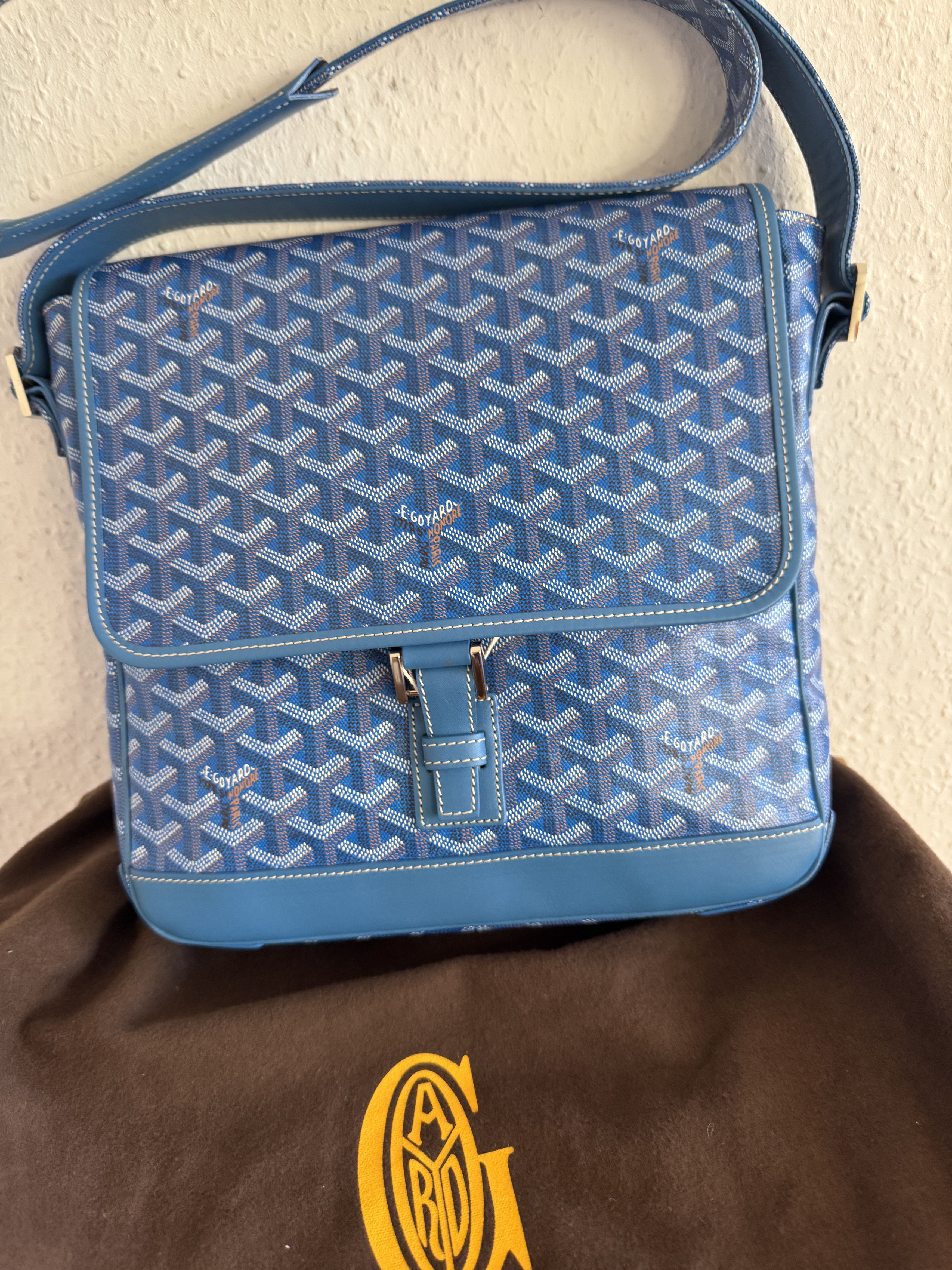 【正規品】GOYARD Grand Bleu MM Shoulder Bag Goyard Grand Bleu Shoulder Bag - Black