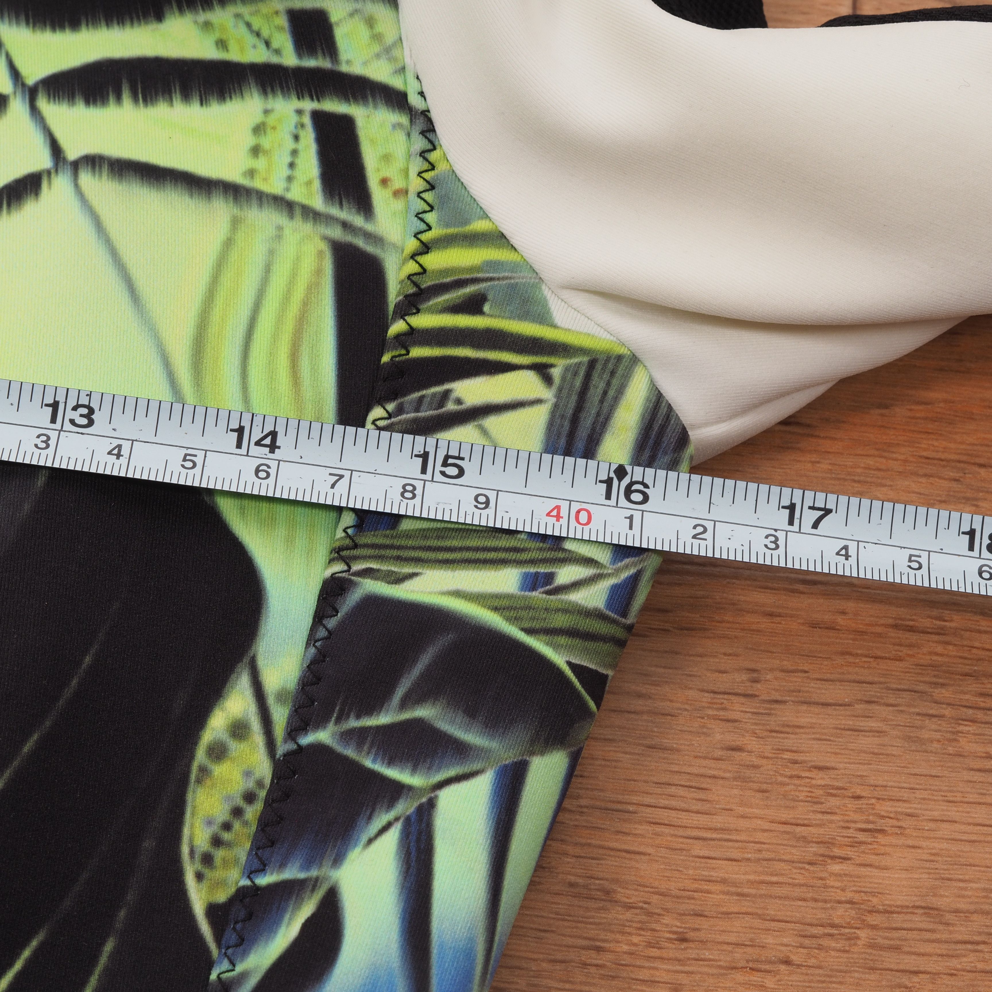 Roberto Cavalli Roberto Cavalli Tropical Print Zip Jacket Size XS / US 0-2 / IT 36-38 - 9 Thumbnail