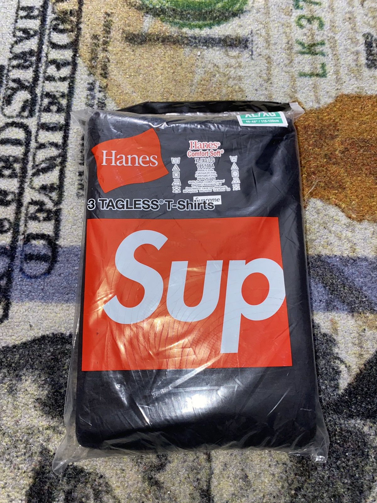 Hanes × Supreme Supreme Hanes Tagless Tees (3 Pack) Black Size US XL / EU 56 / 4 - 1 Thumbnail