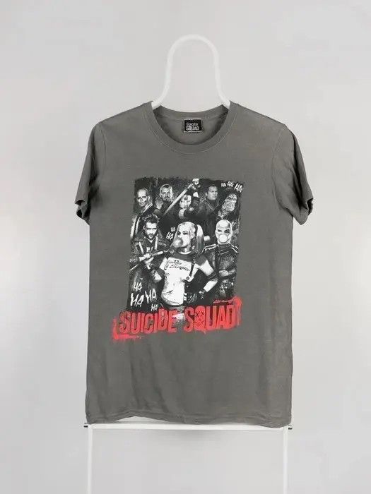 Other × Vintage Mens T Shirt Vintage Suicide Squad Size S Size US S / EU 44-46 / 1 - 1 Thumbnail